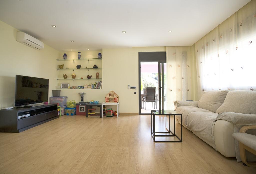 Chalet – Santa Susanna 285.00 m2 photo9