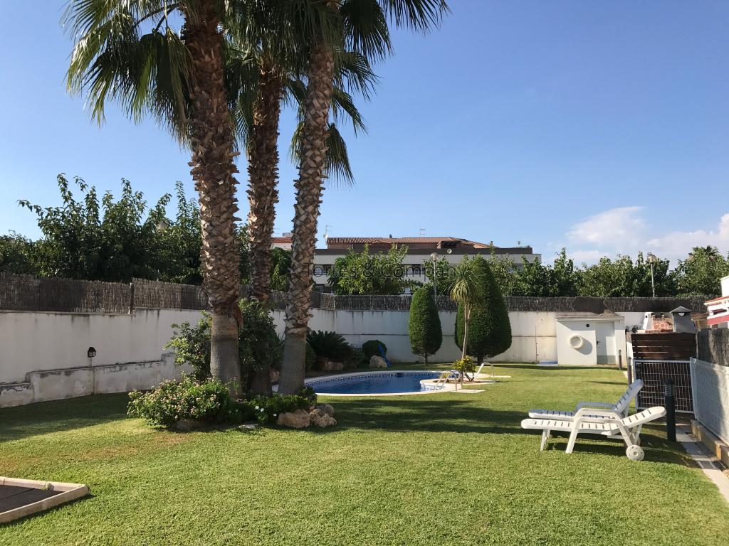 Unifamiliar adosada – Cubelles 200.00 m2 photo5
