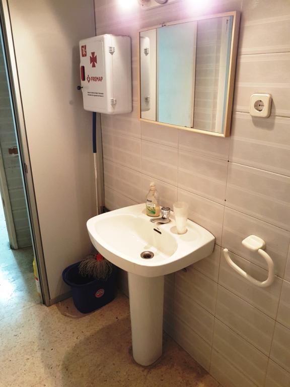 Local comercial – Esplugues de Llobregat 642.00 m2 photo15