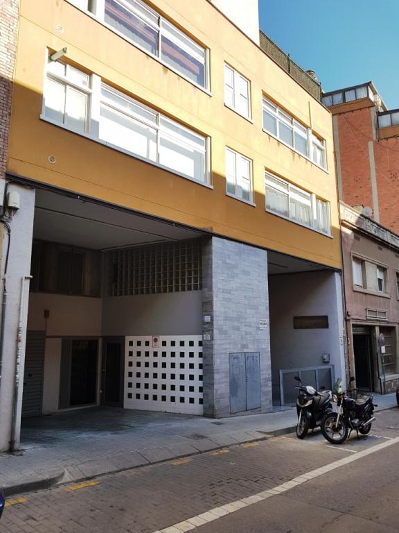 Local comercial – Esplugues de Llobregat 642.00 m2 photo19