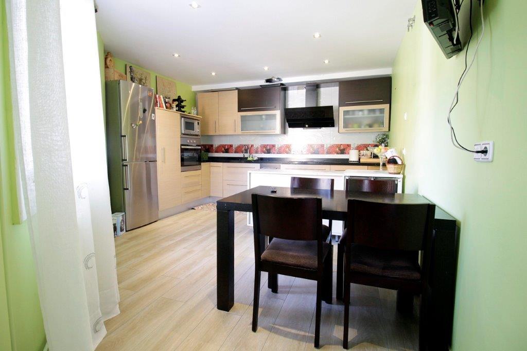 Tríplex – Castelldefels 177.00 m2 photo10
