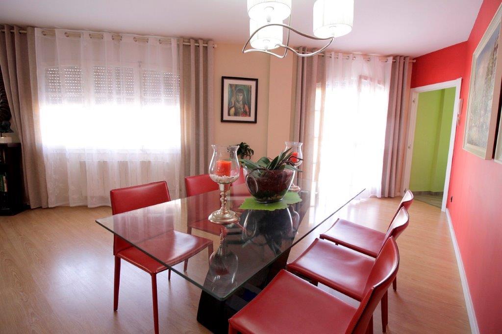 Tríplex – Castelldefels 177.00 m2 photo3