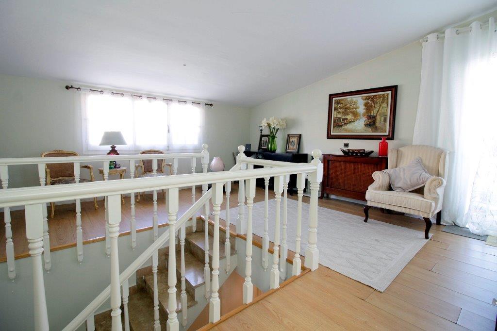 Tríplex – Castelldefels 177.00 m2 photo33