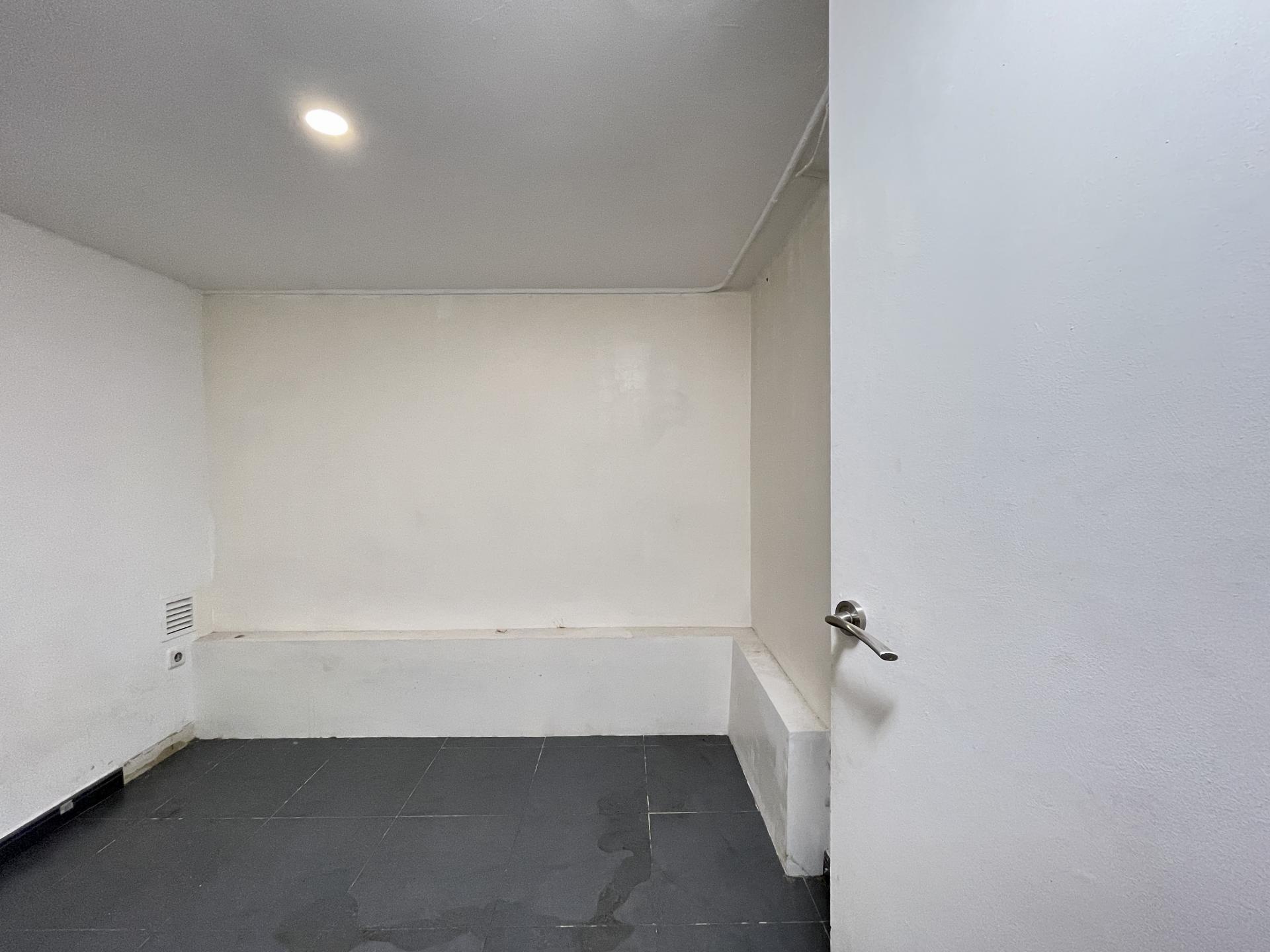 Local comercial – Barcelona 102.00 m2 photo17