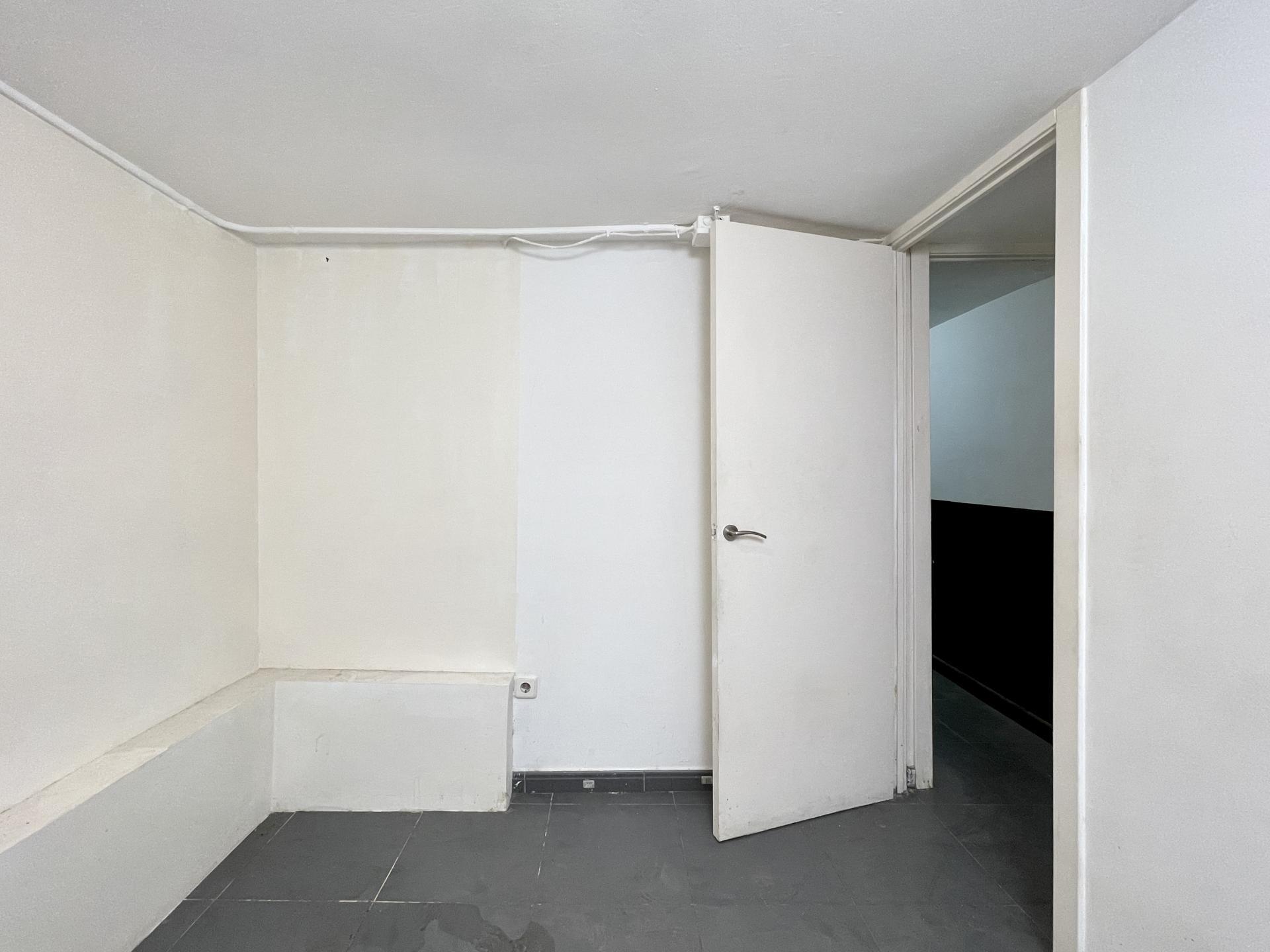 Local comercial – Barcelona 102.00 m2 photo12