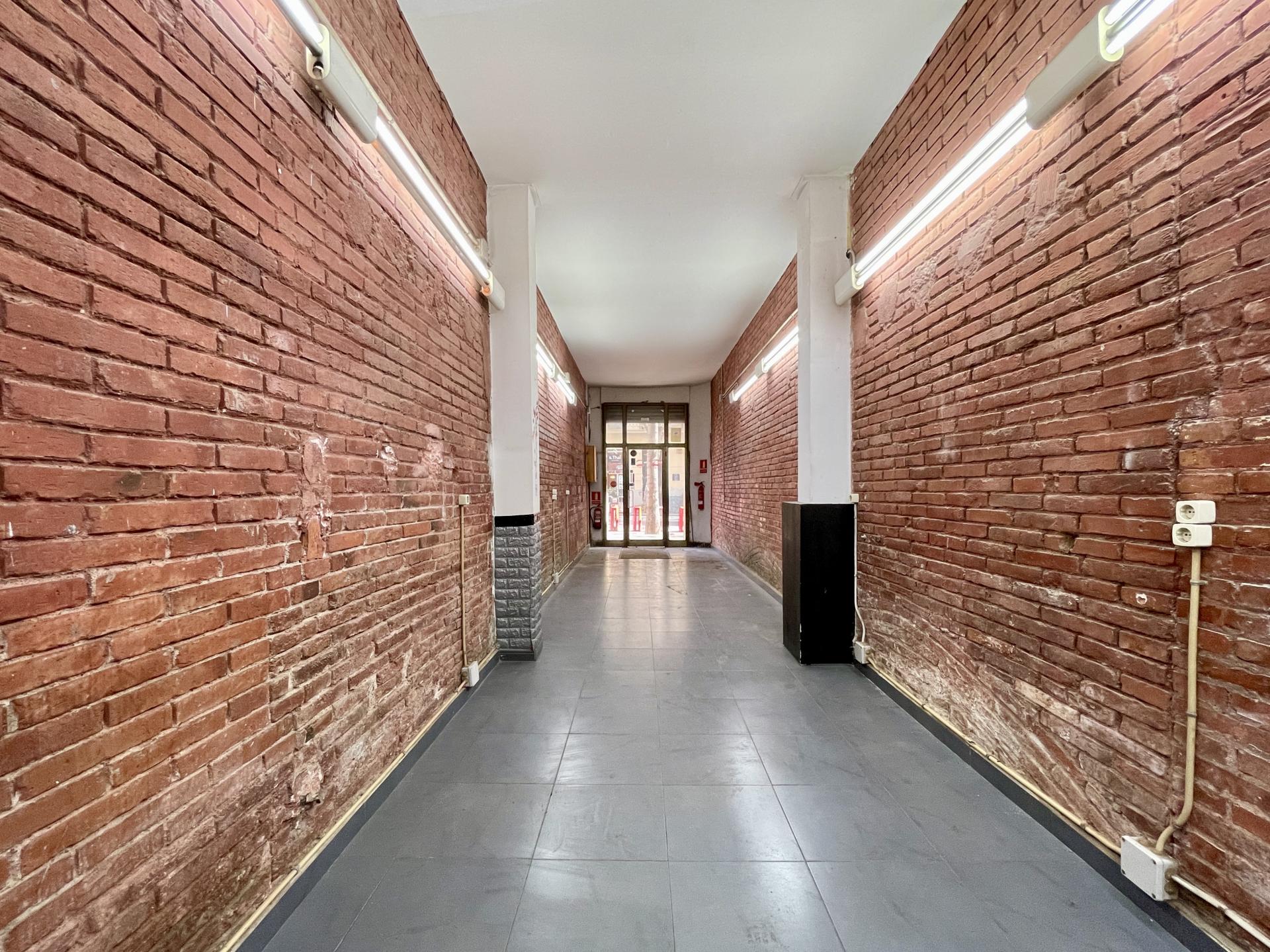 Local comercial – Barcelona 102.00 m2 photo10