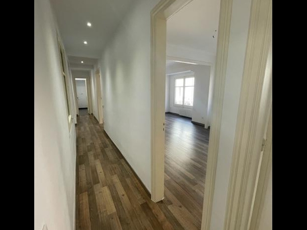 Piso – Barcelona 85.00 m2 photo13