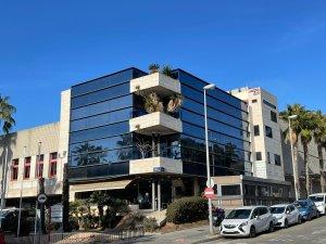 Otras casas – Badalona 1034.00 m2