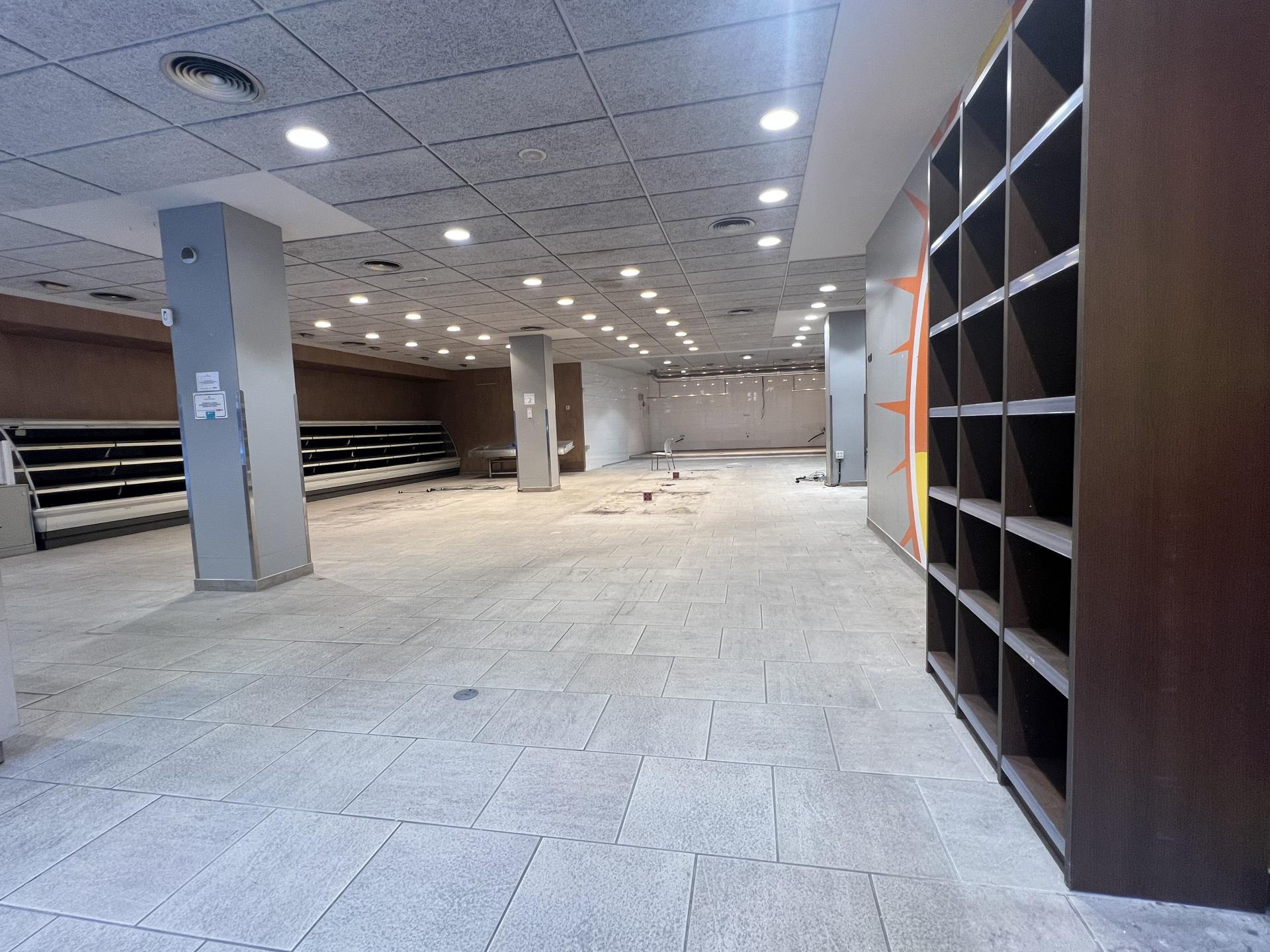 Tienda – Manresa 729.00 m2 photo7