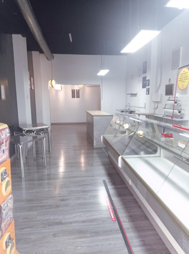 Local comercial – Sant Feliu de Llobregat 78.00 m2 photo3