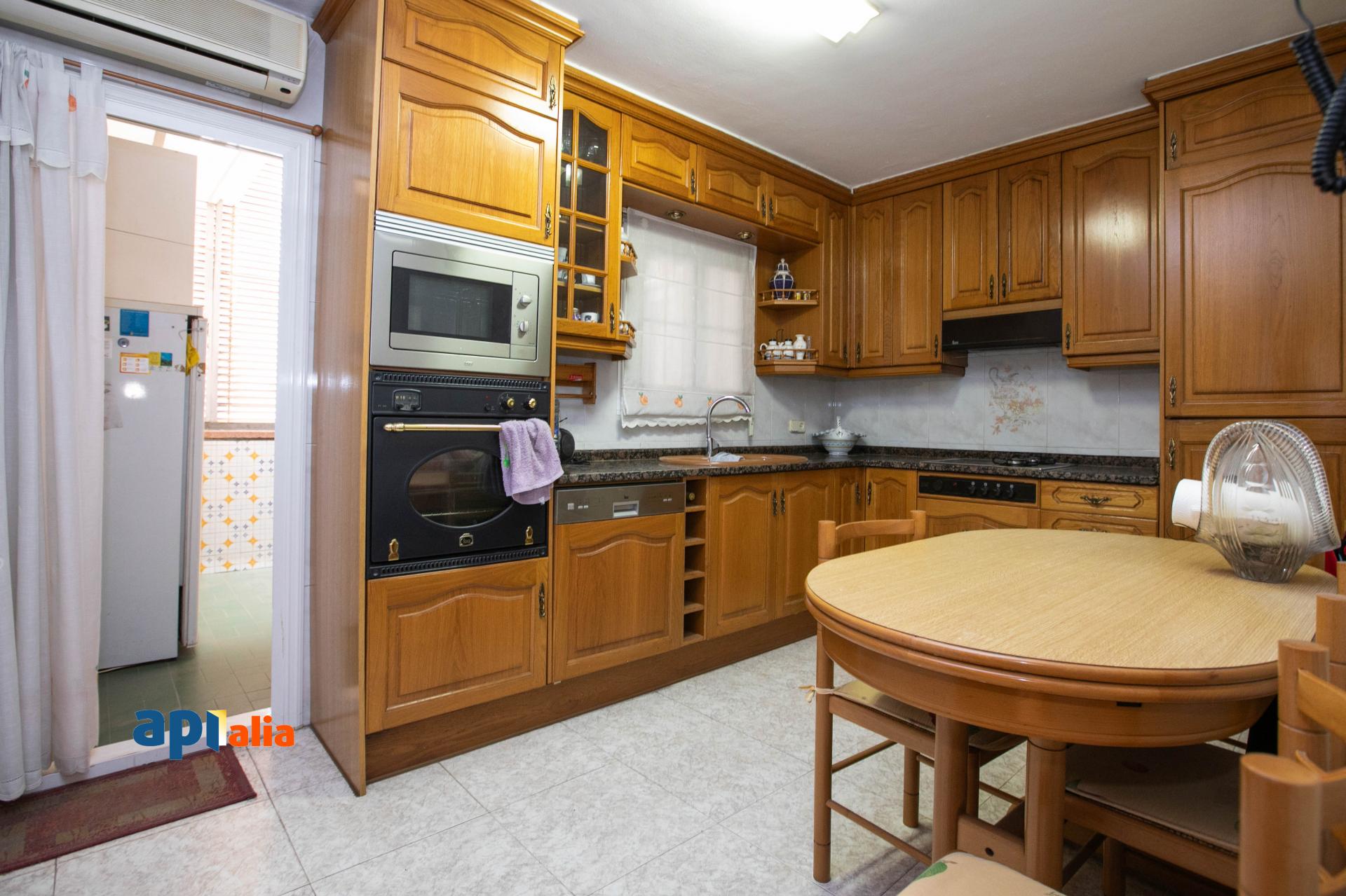 Piso – Esplugues de Llobregat 103.00 m2 photo13