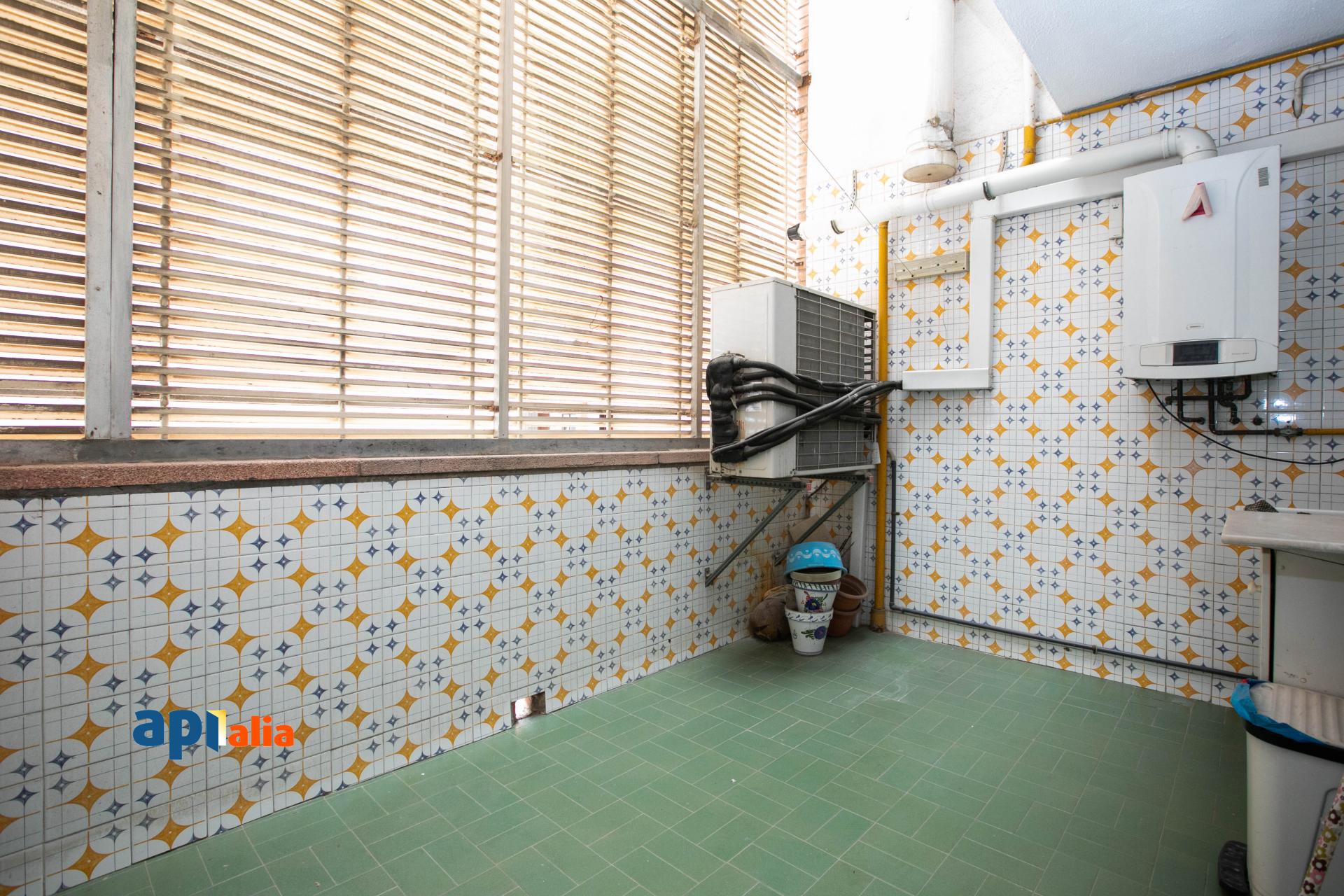 Piso – Esplugues de Llobregat 103.00 m2 photo16