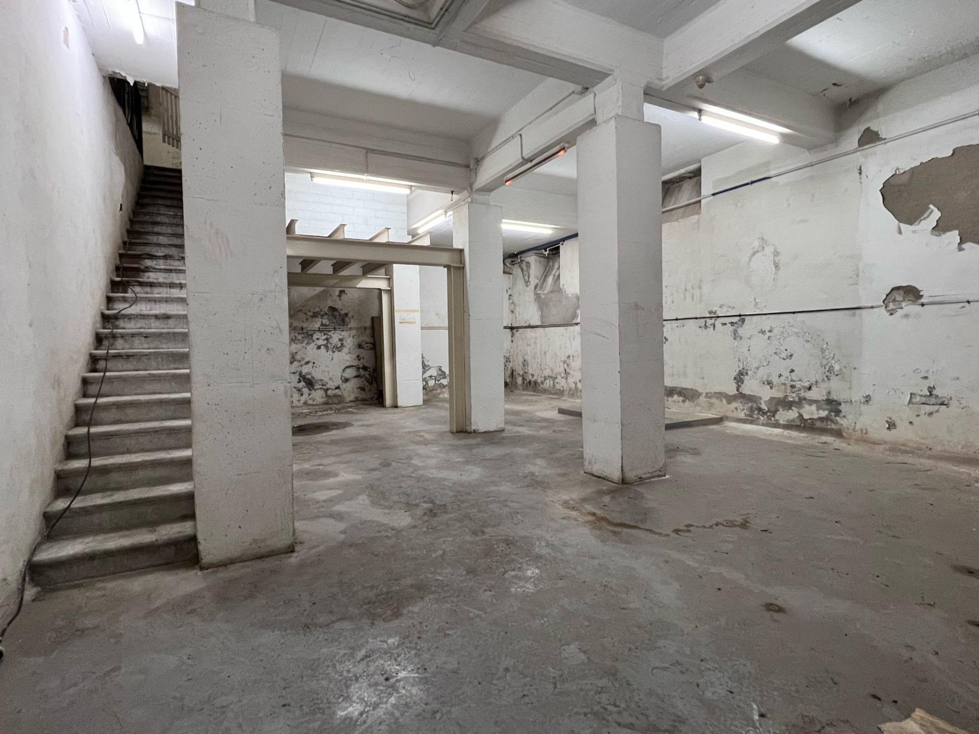 Tienda – Manresa 220.00 m2 photo7