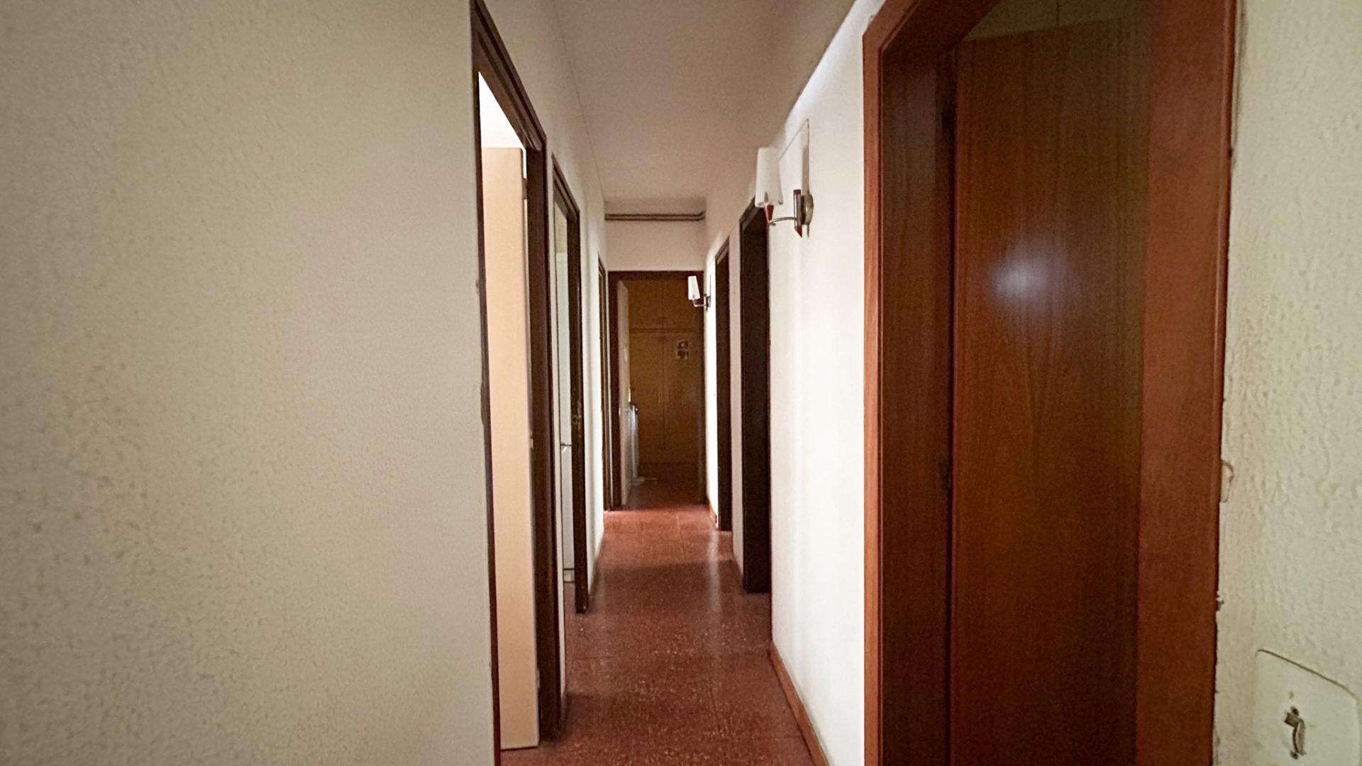 Piso – Barcelona 65.00 m2 photo22