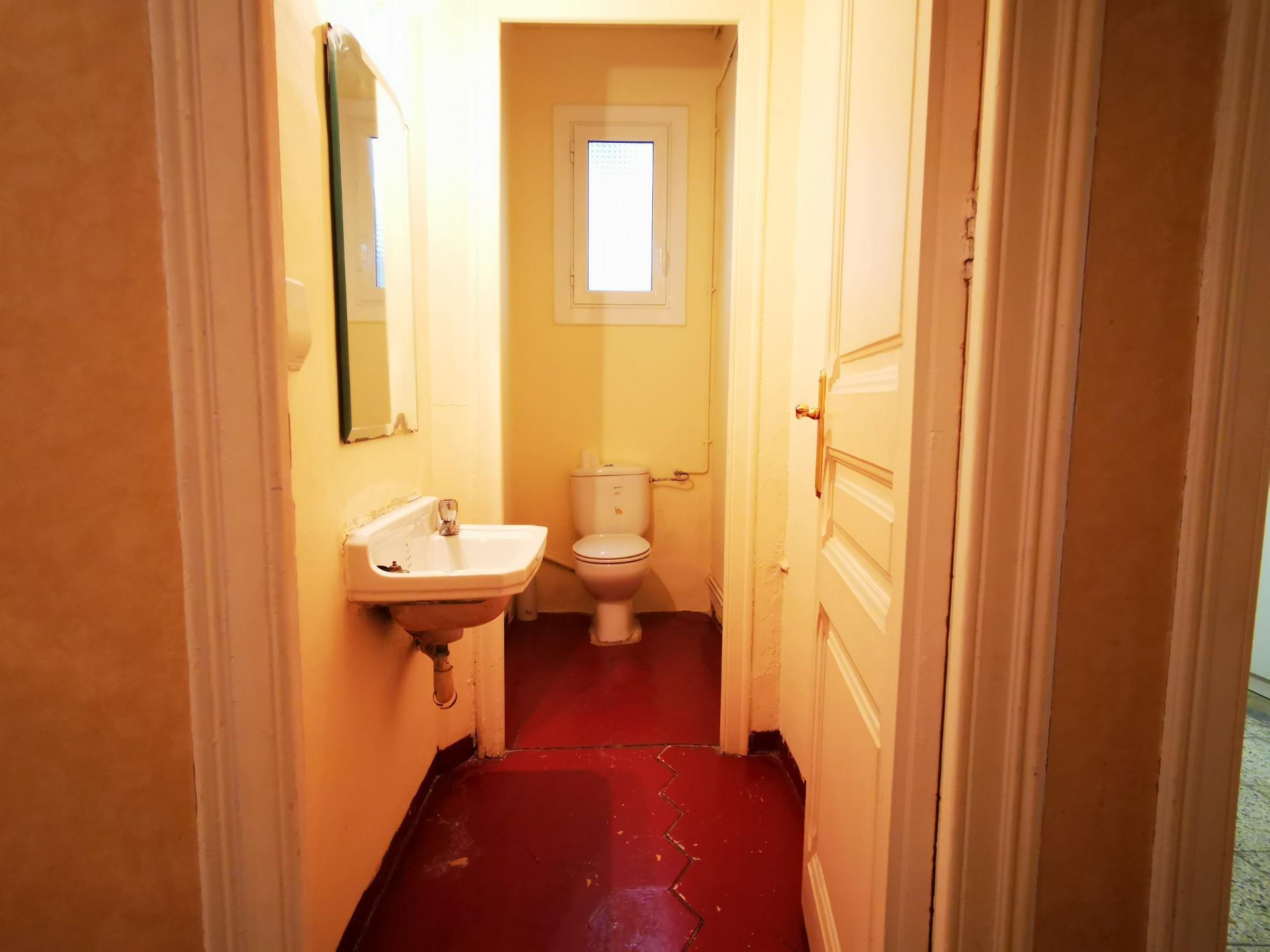 Piso – Barcelona 167.00 m2 photo18