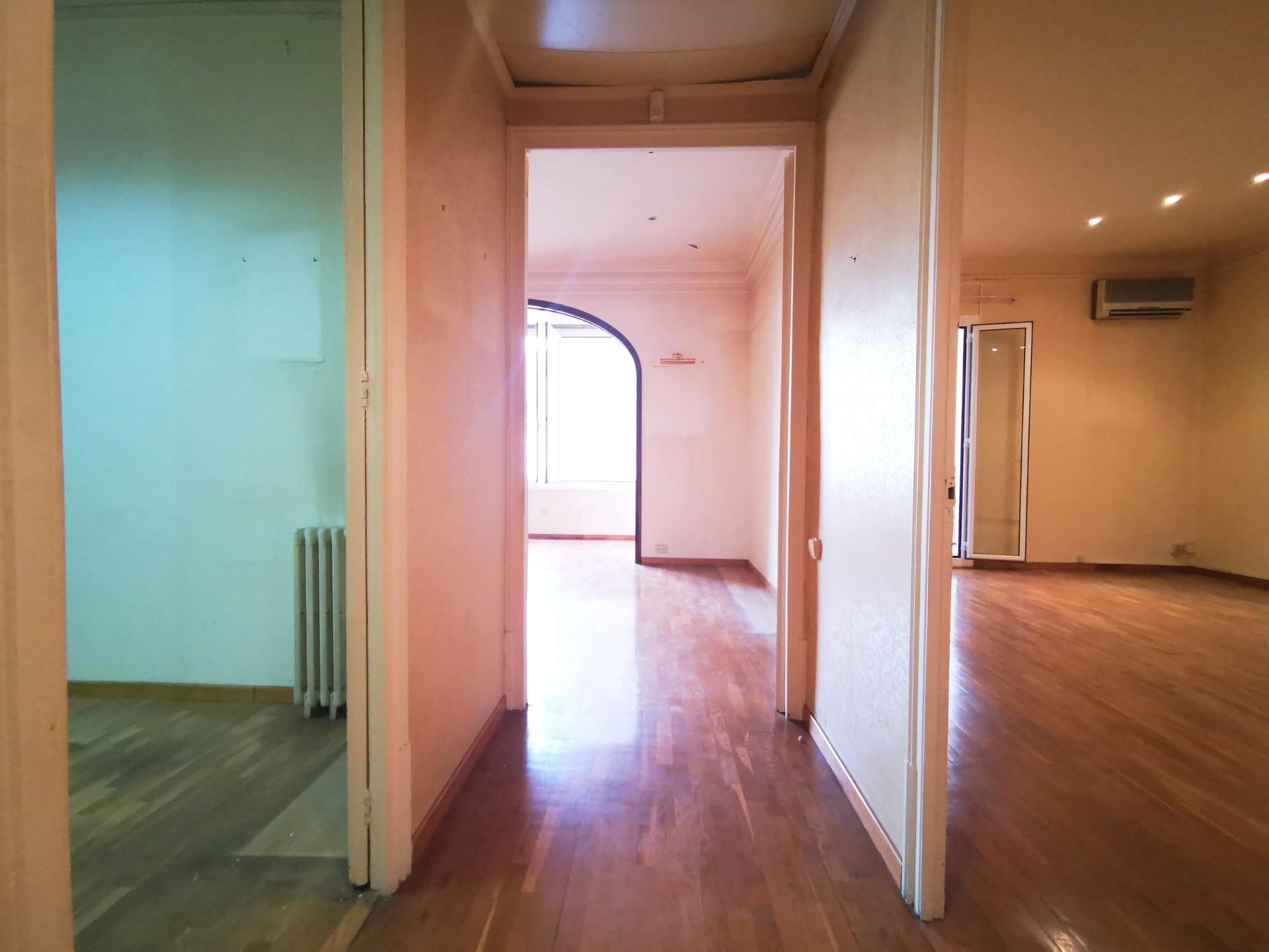 Piso – Barcelona 167.00 m2 photo25