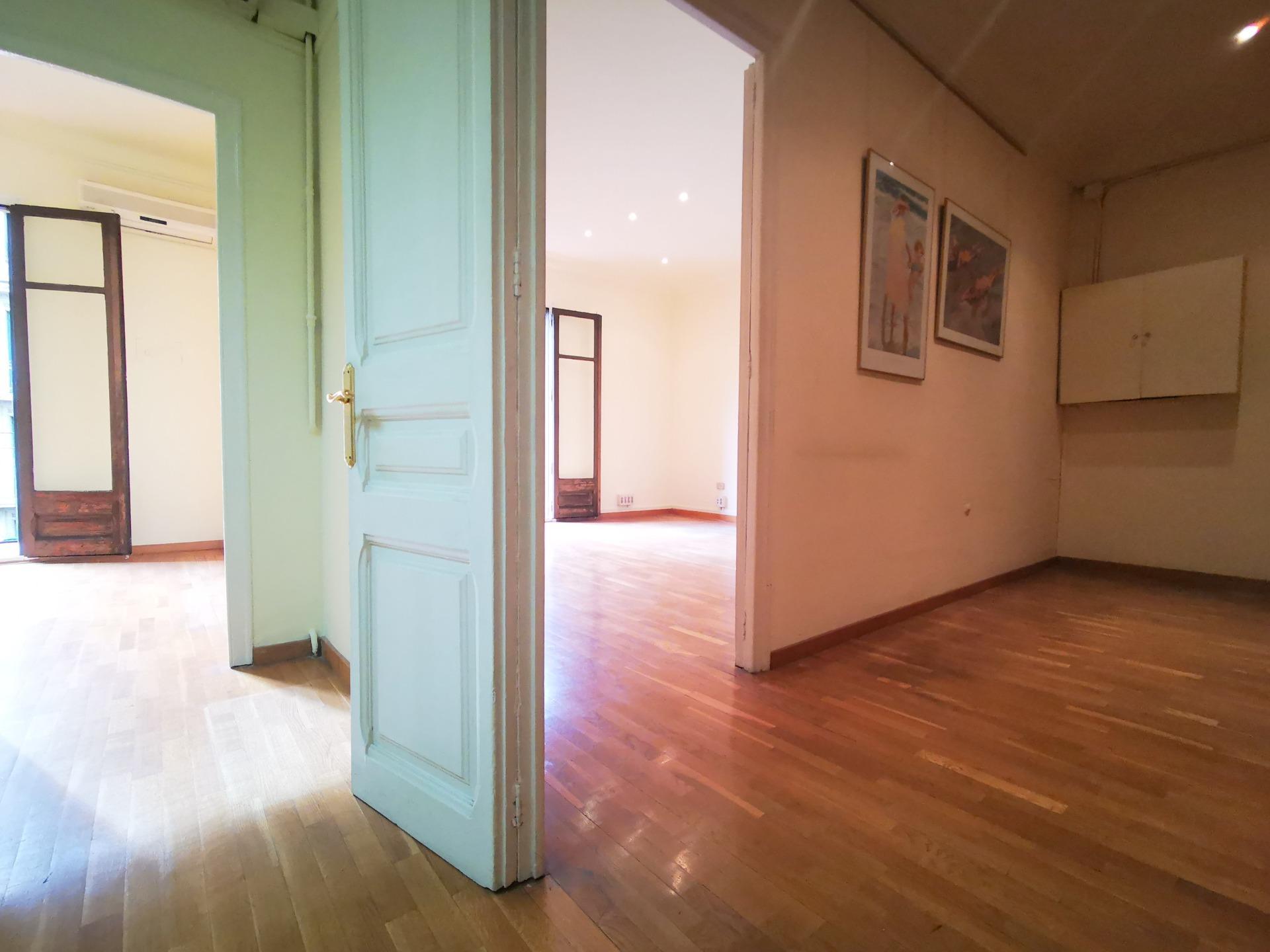 Piso – Barcelona 167.00 m2 photo7