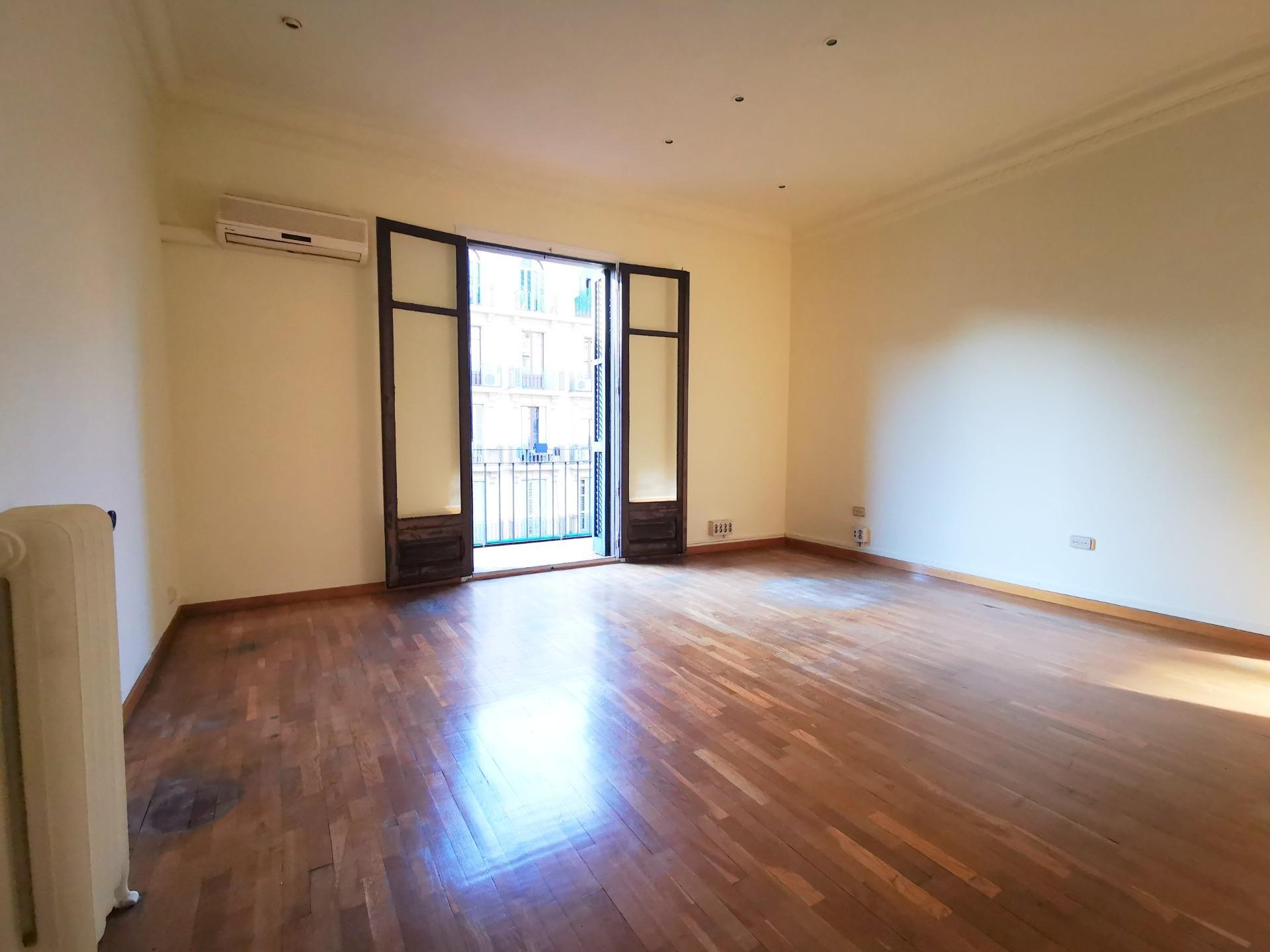 Piso – Barcelona 167.00 m2 photo3