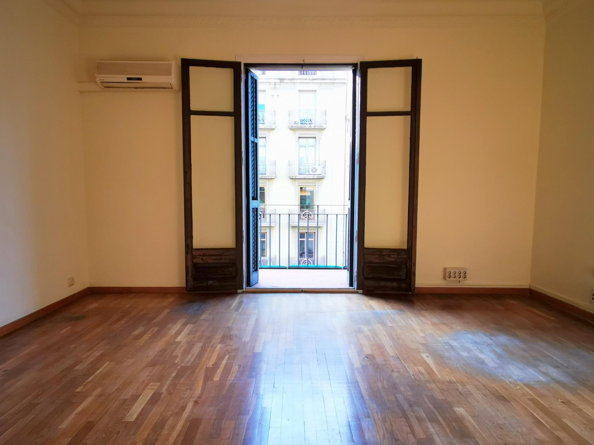 Piso – Barcelona 167.00 m2 photo4