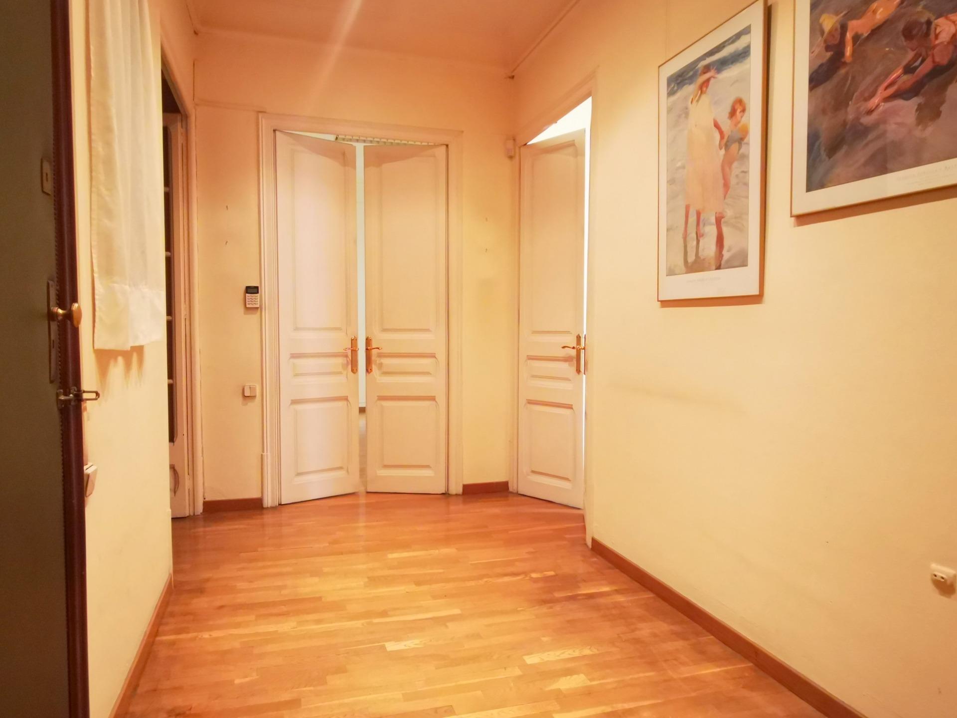 Piso – Barcelona 167.00 m2 photo14