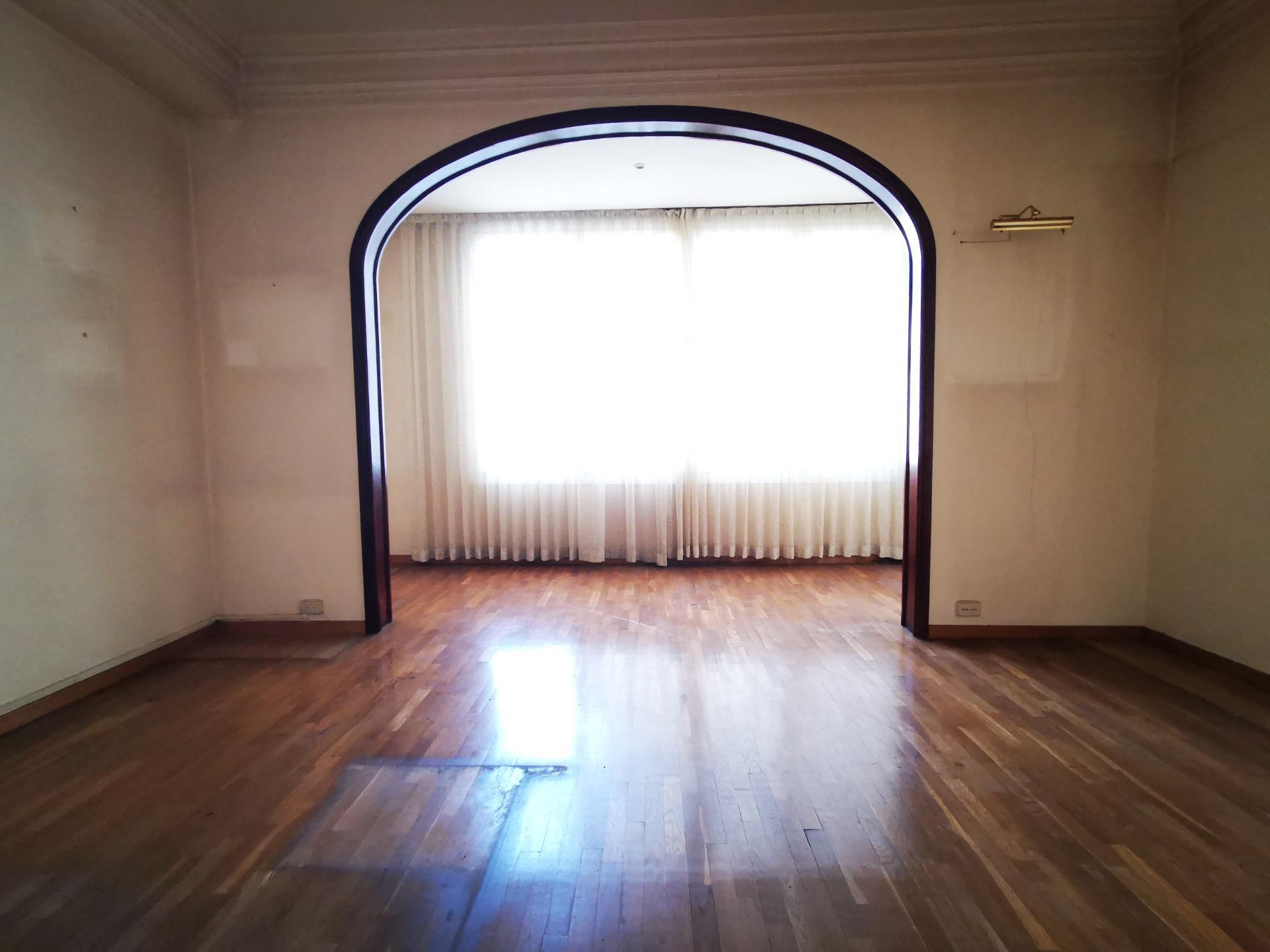 Piso – Barcelona 167.00 m2 photo27