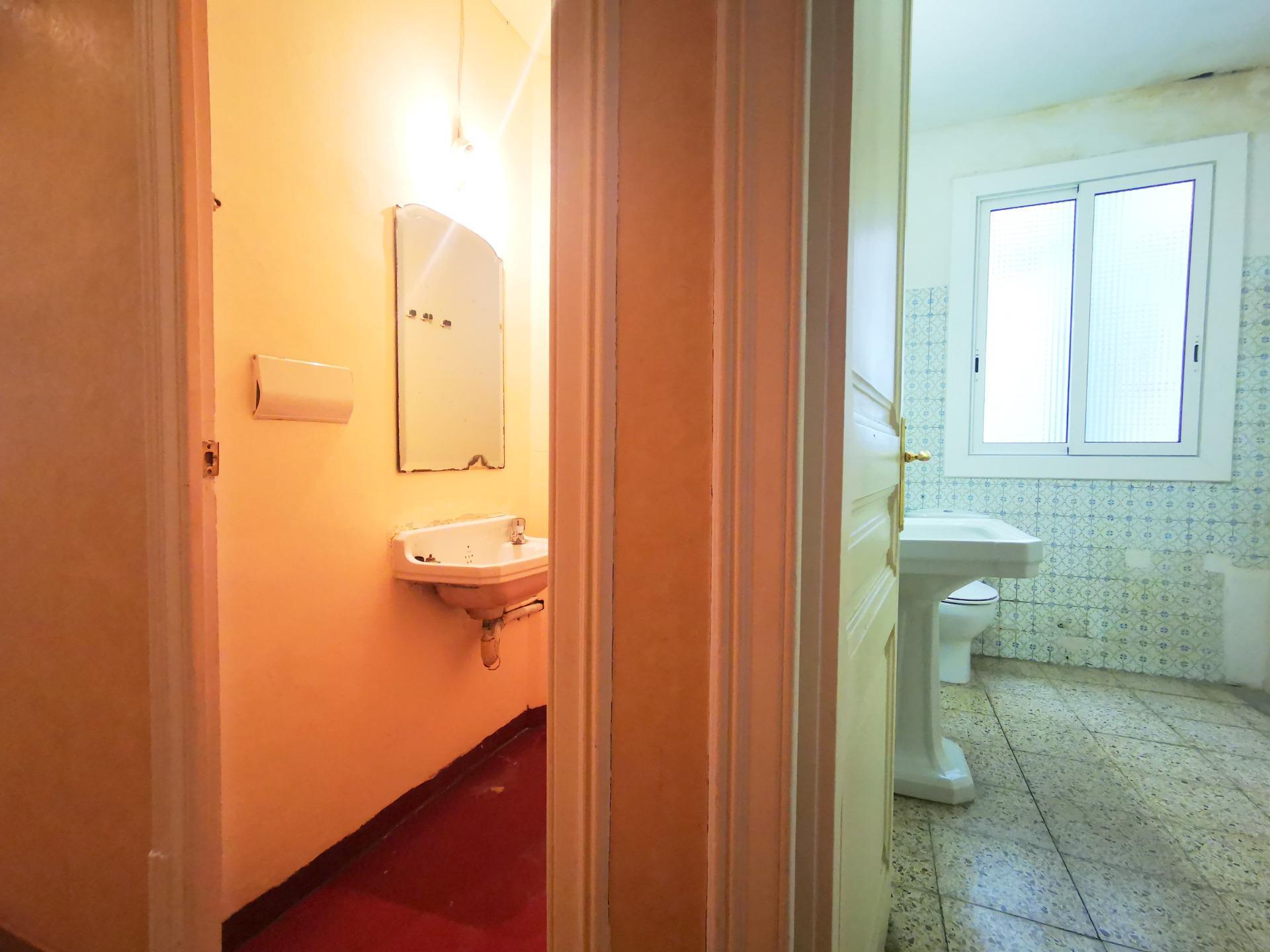 Piso – Barcelona 167.00 m2 photo19