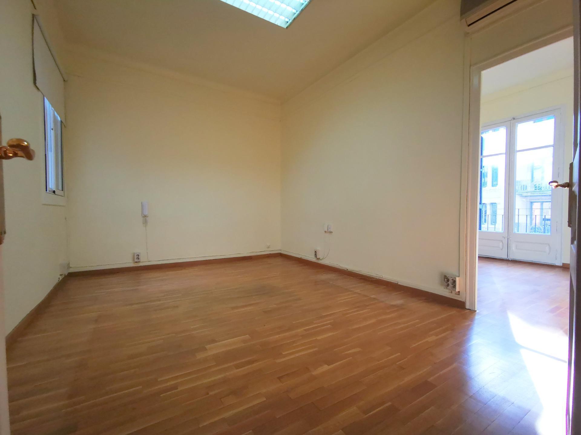 Piso – Barcelona 167.00 m2 photo10
