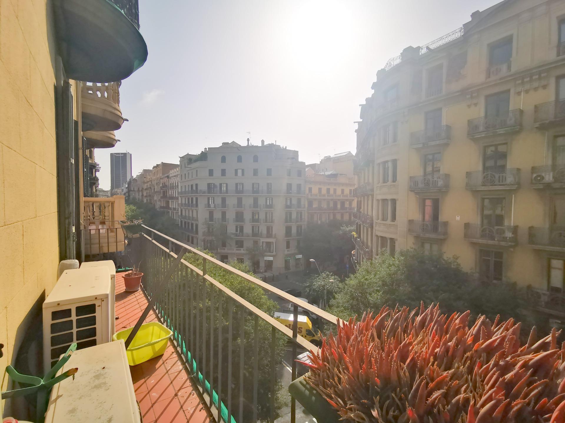Piso – Barcelona 167.00 m2 photo6