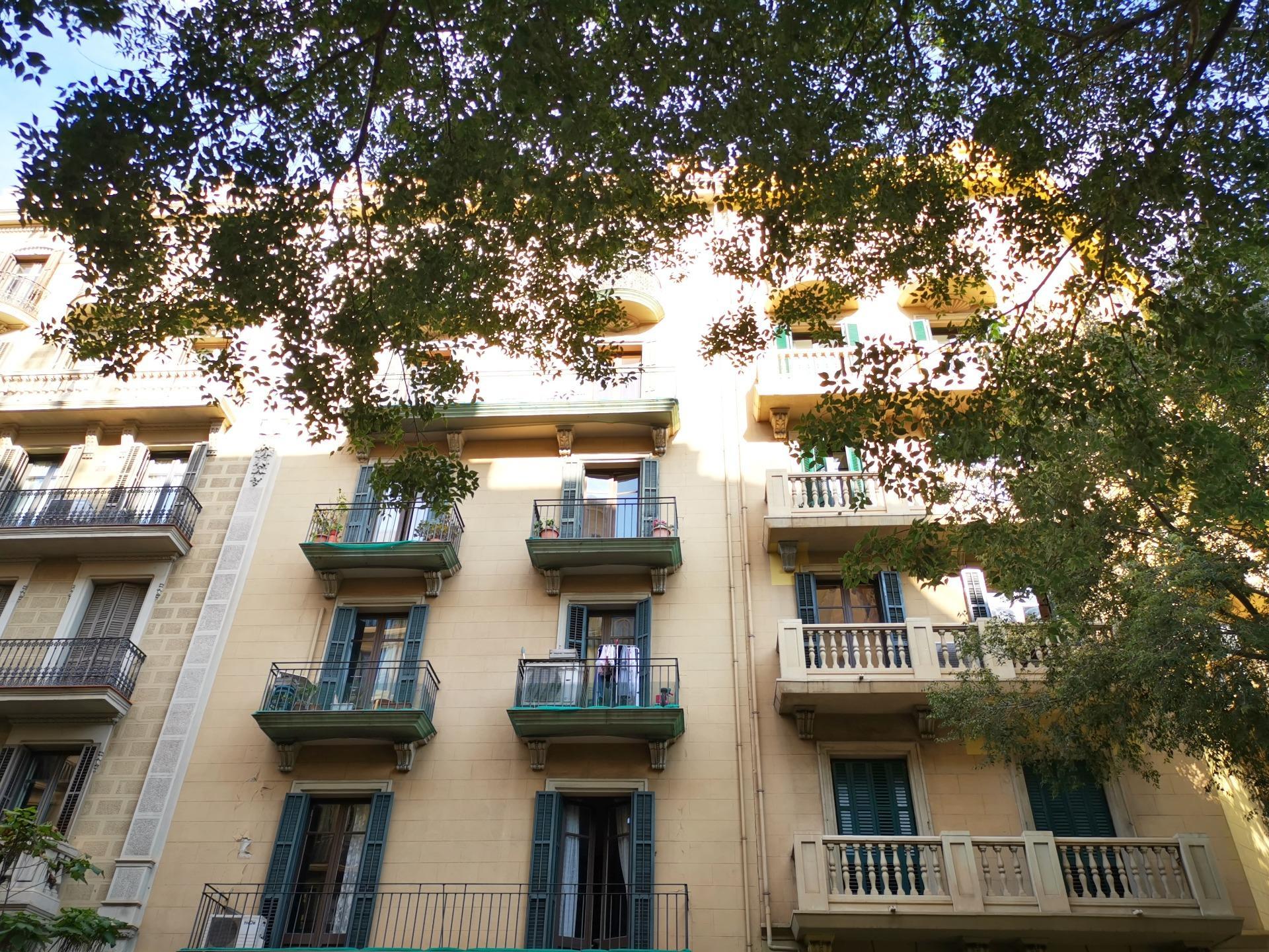 Piso – Barcelona 167.00 m2 photo17