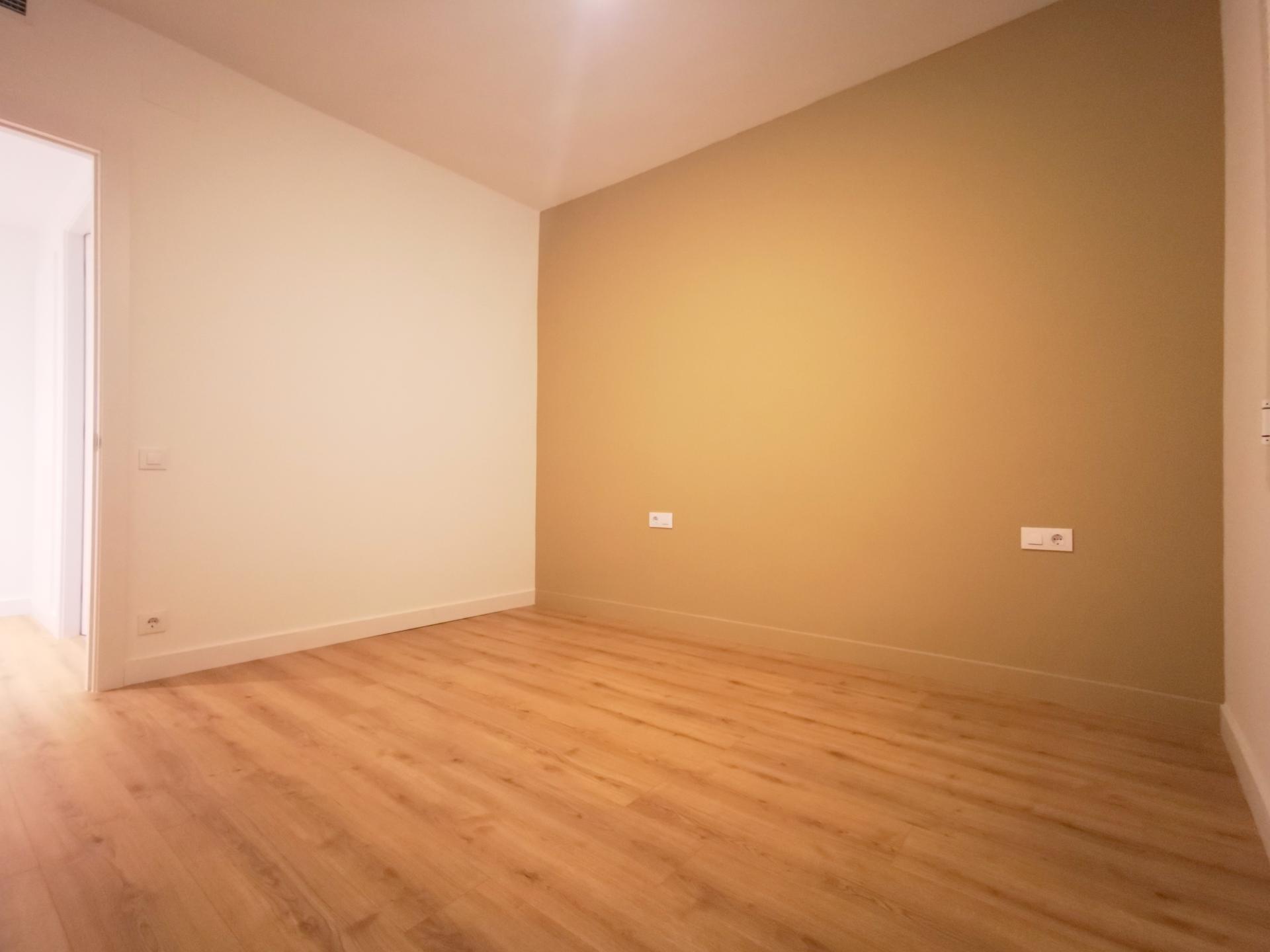 Piso – Barcelona 71.00 m2 photo16