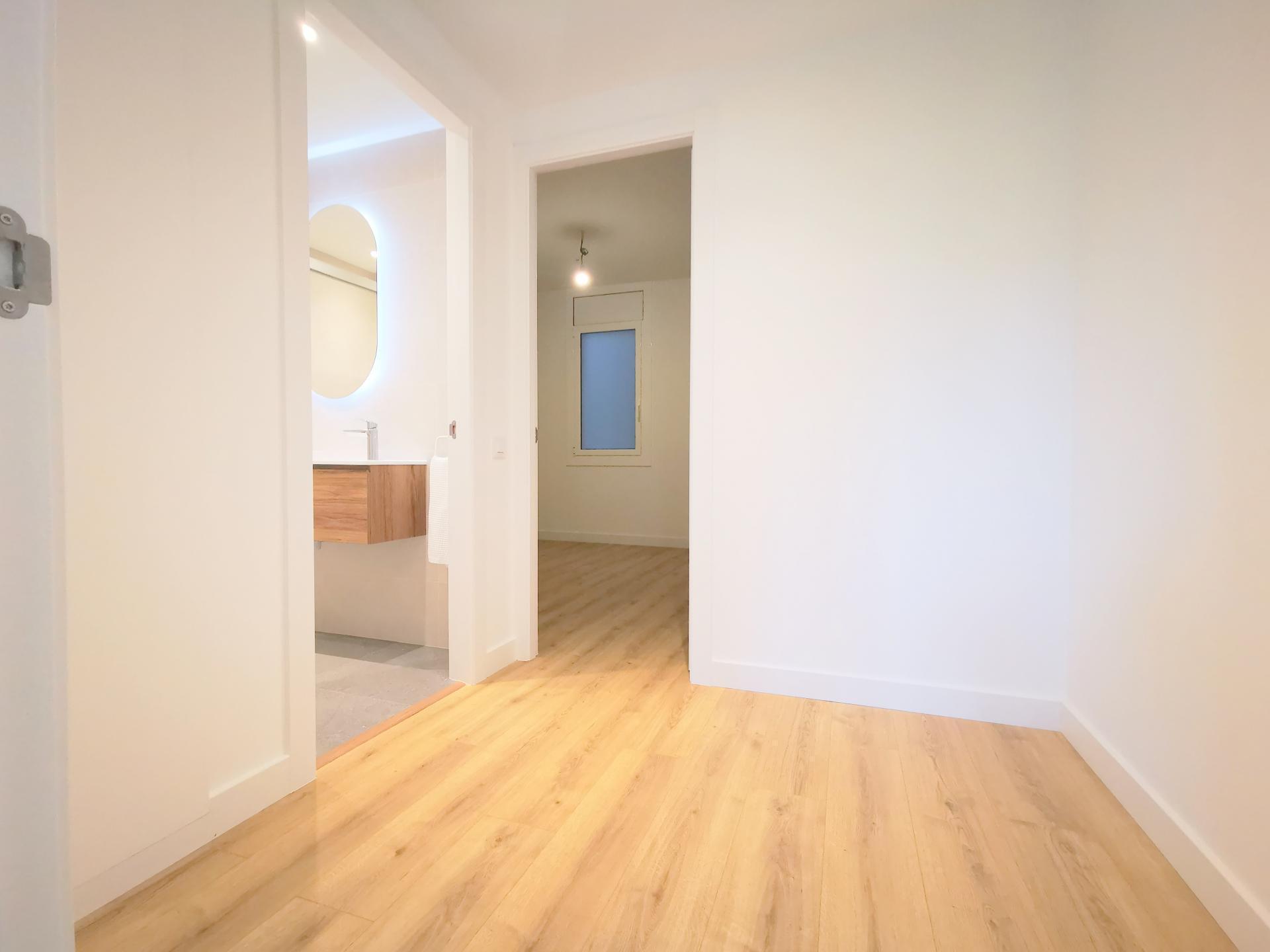 Piso – Barcelona 71.00 m2 photo10