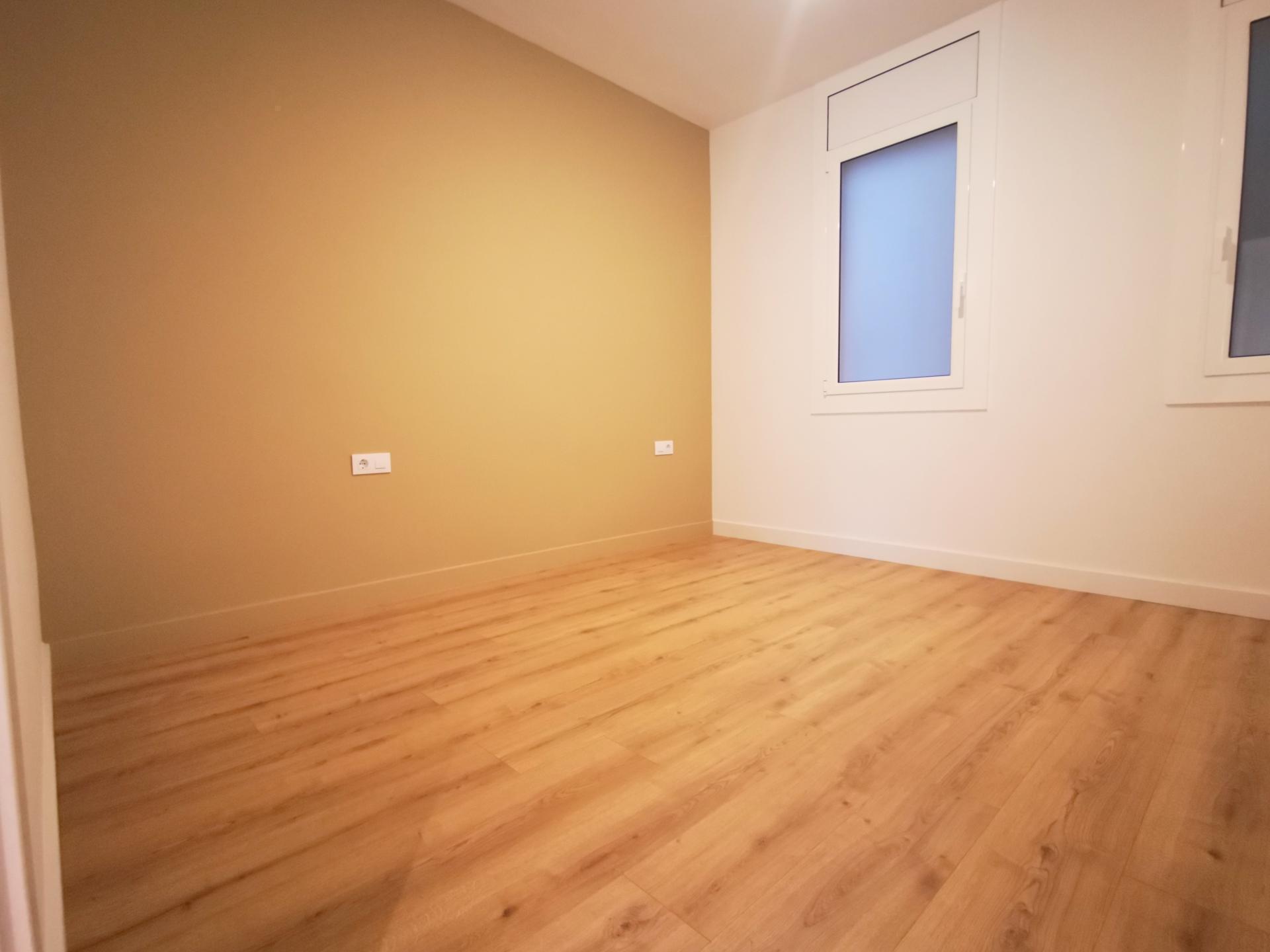 Piso – Barcelona 71.00 m2 photo14