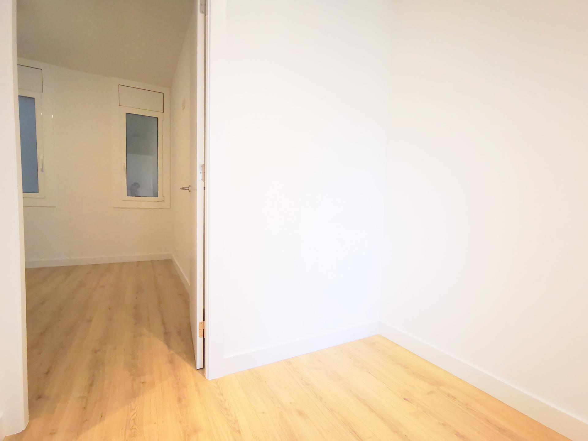 Piso – Barcelona 71.00 m2 photo12