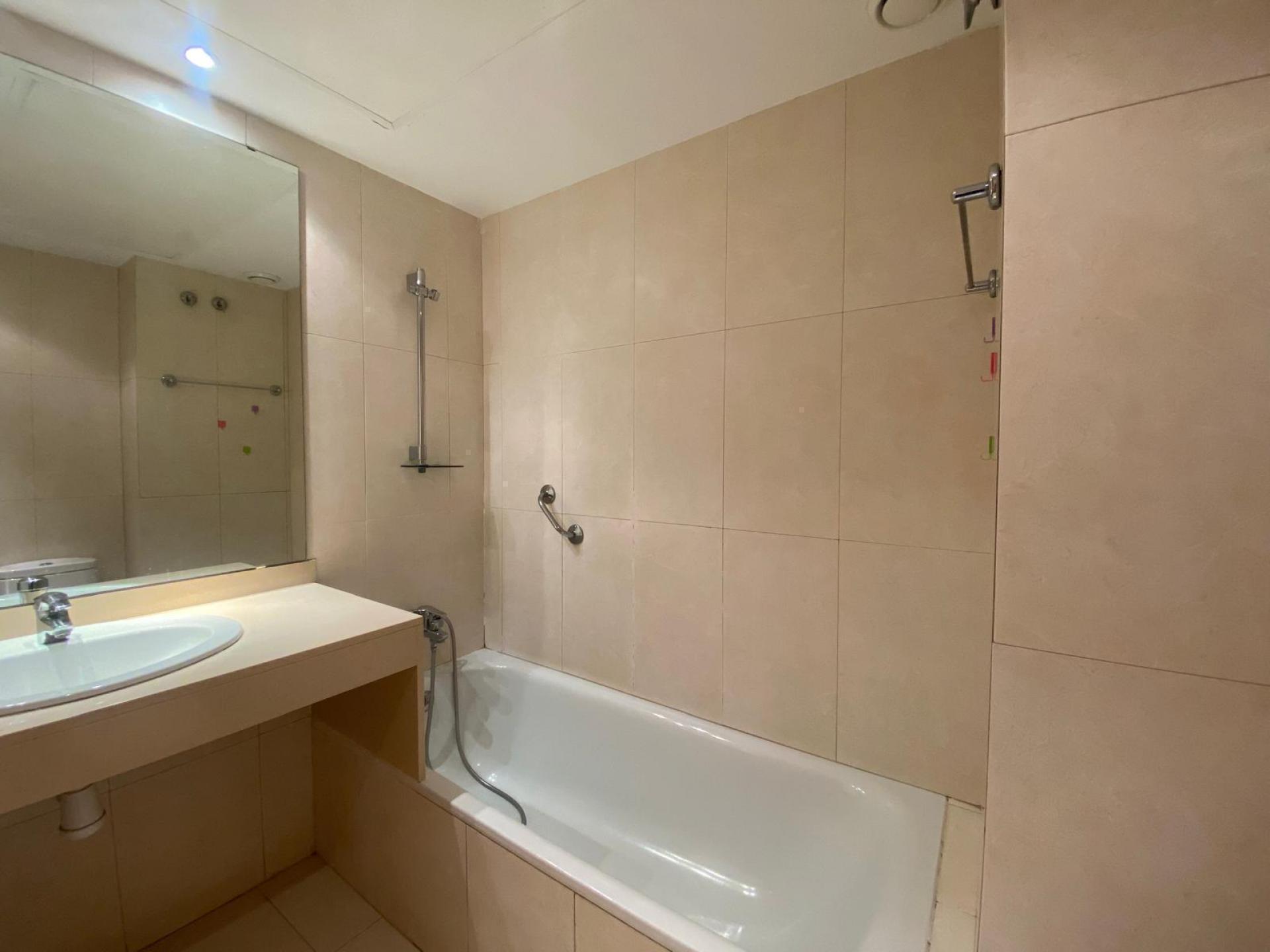 Piso – Barcelona 55.00 m2 photo10