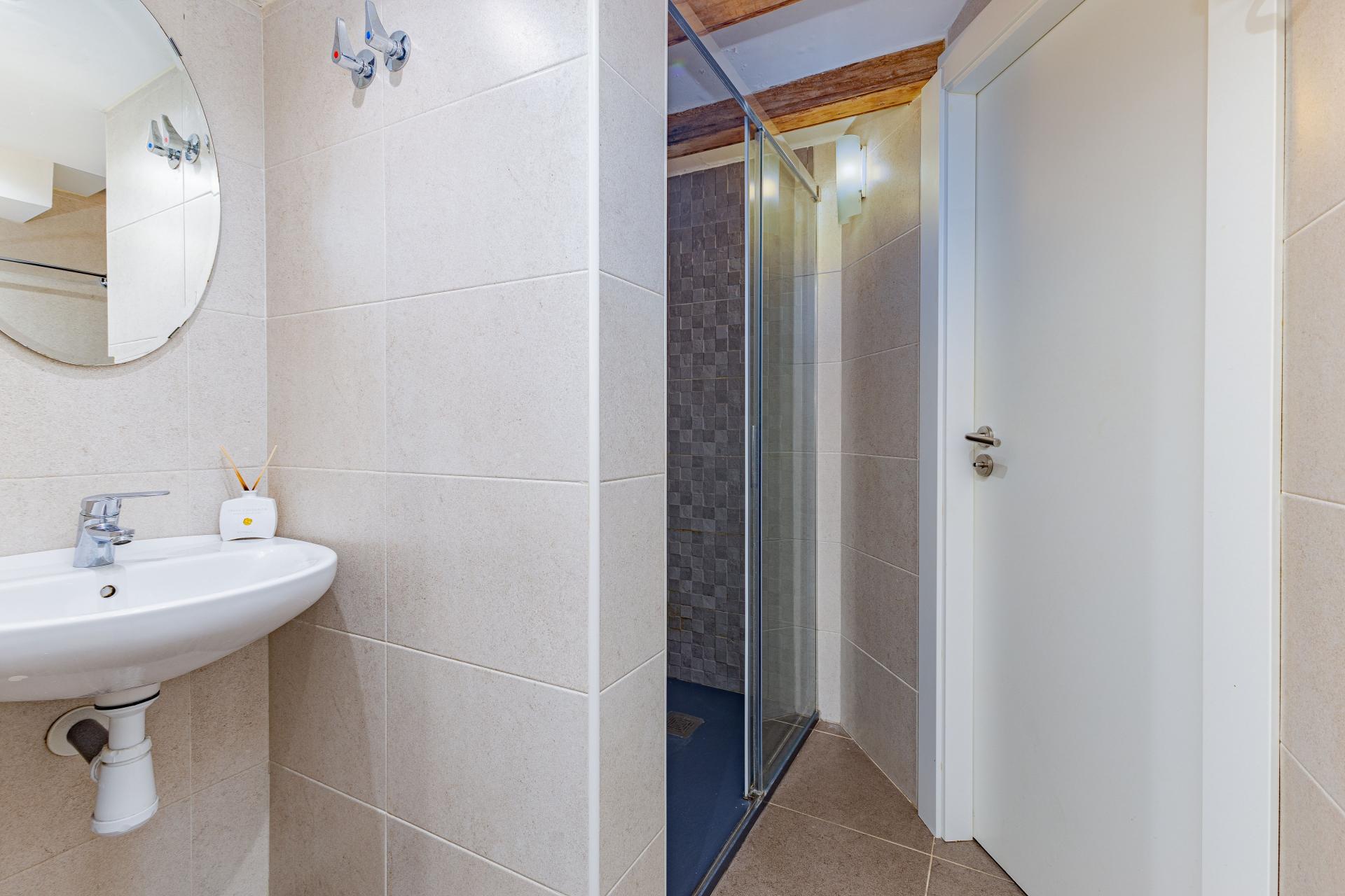 Local comercial – Barcelona 93.00 m2 photo19