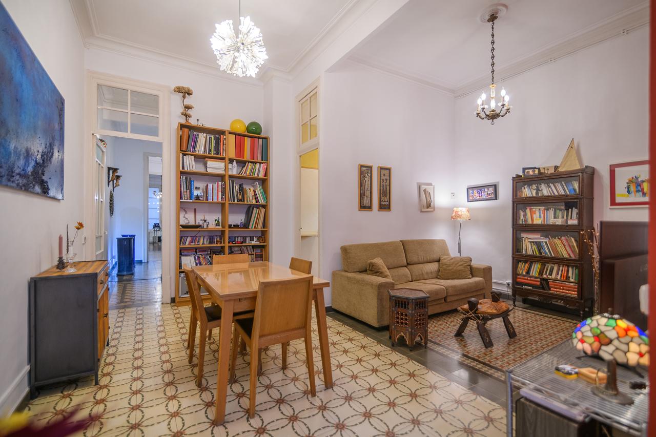 Piso – Barcelona 91.00 m2 photo18