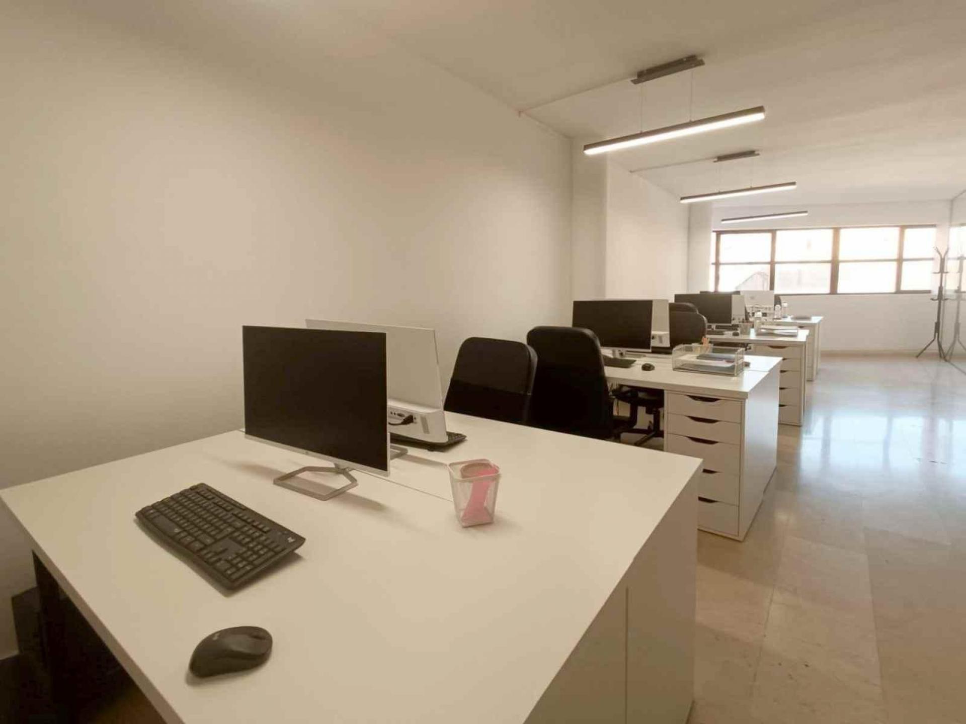 Despatx – Lleida 86.00 m2 photo4