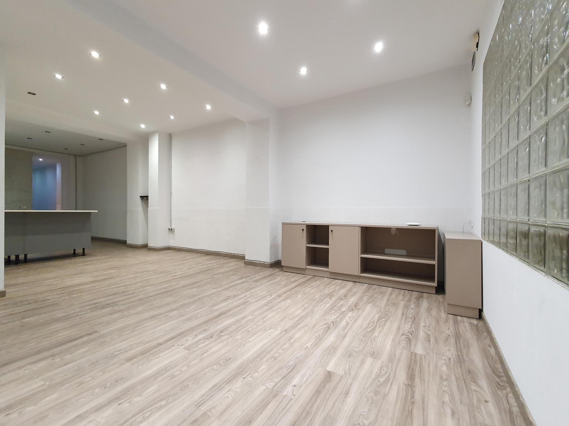 Otras casas – Barcelona 146.00 m2 photo5