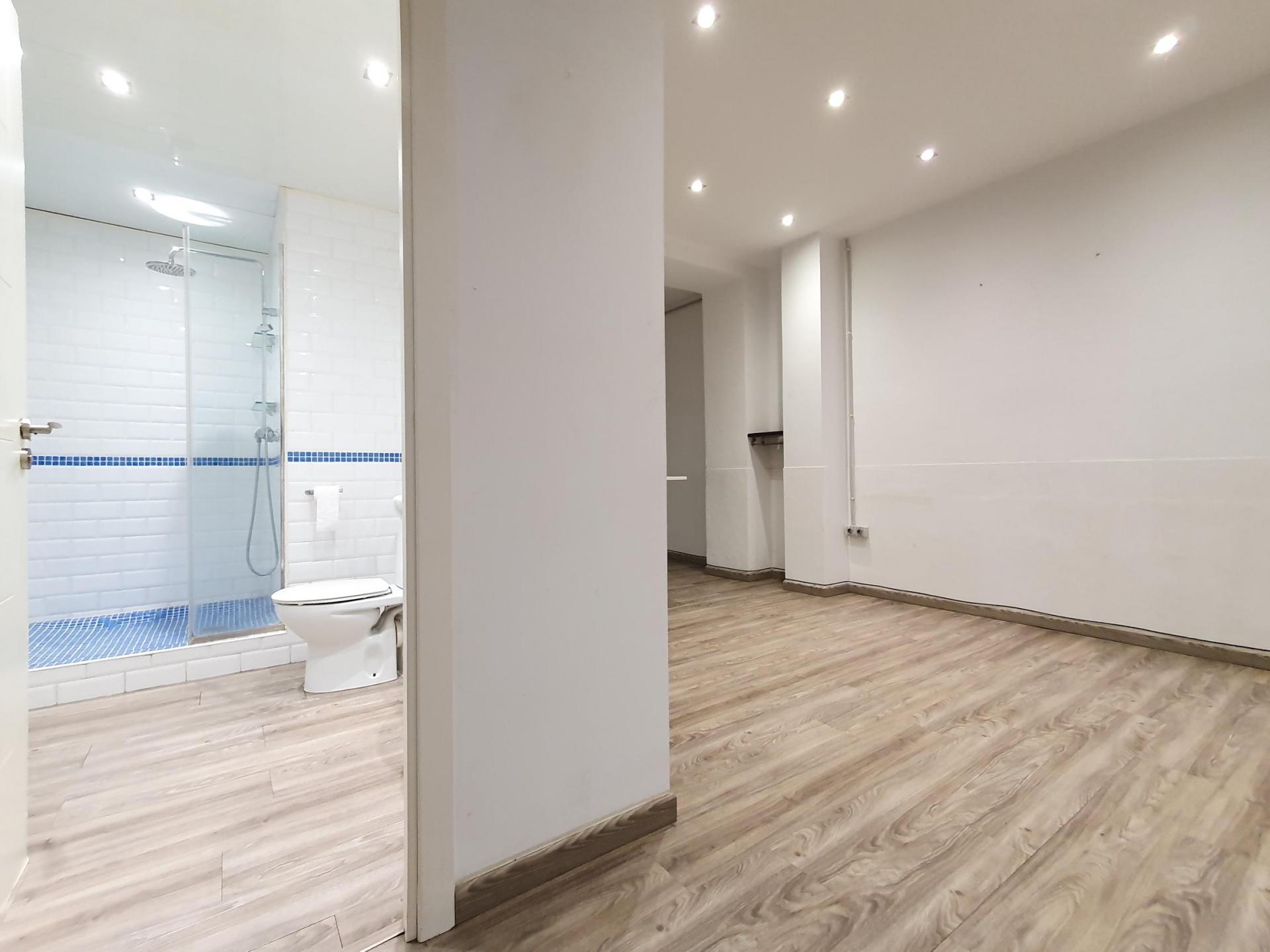 Otras casas – Barcelona 130.00 m2 photo19