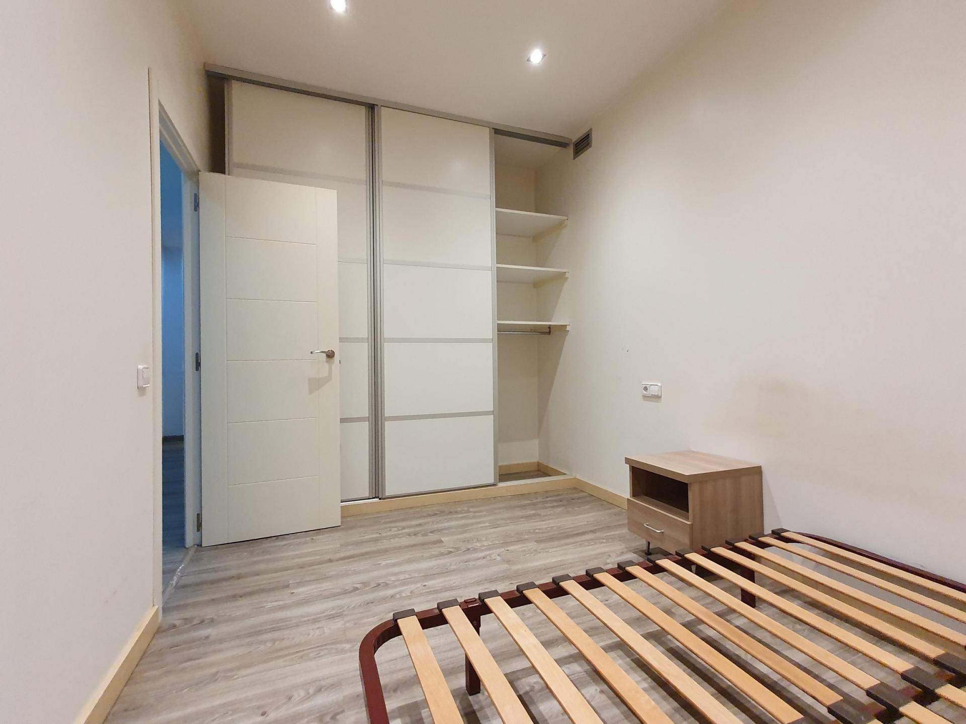 Otras casas – Barcelona 130.00 m2 photo12