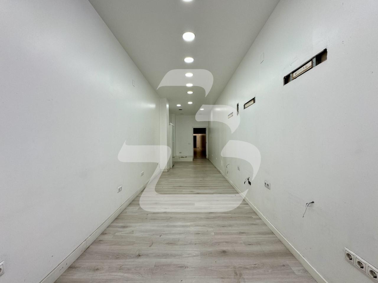 Local comercial – Barcelona 102.00 m2 photo4