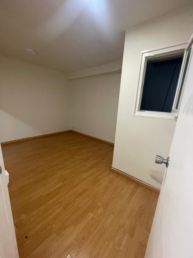 Local comercial – Barcelona 216.00 m2 photo5