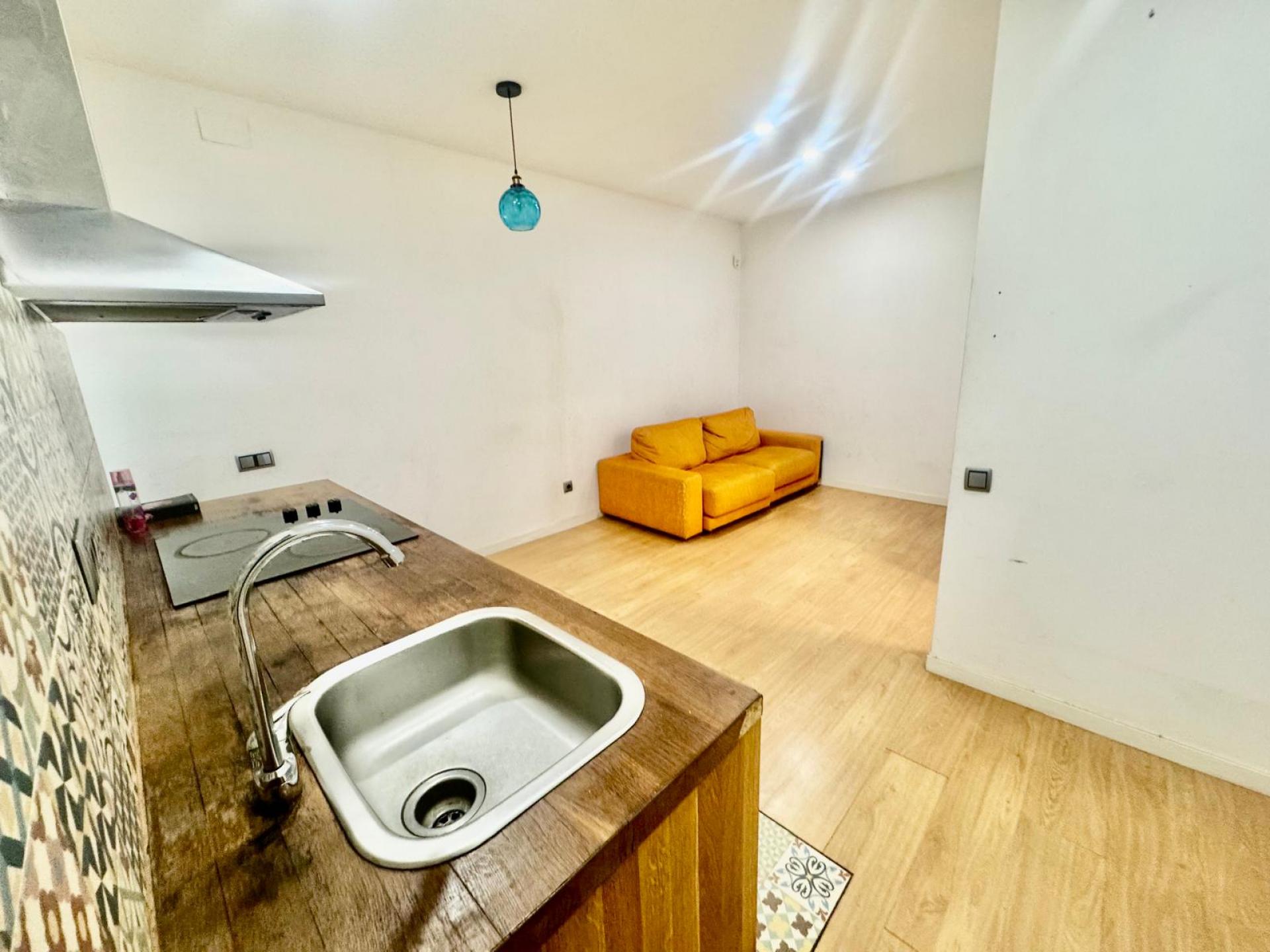 Piso – Barcelona 52.00 m2 photo4