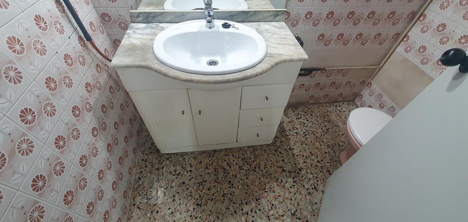 Local comercial – Barcelona 102.00 m2 photo4