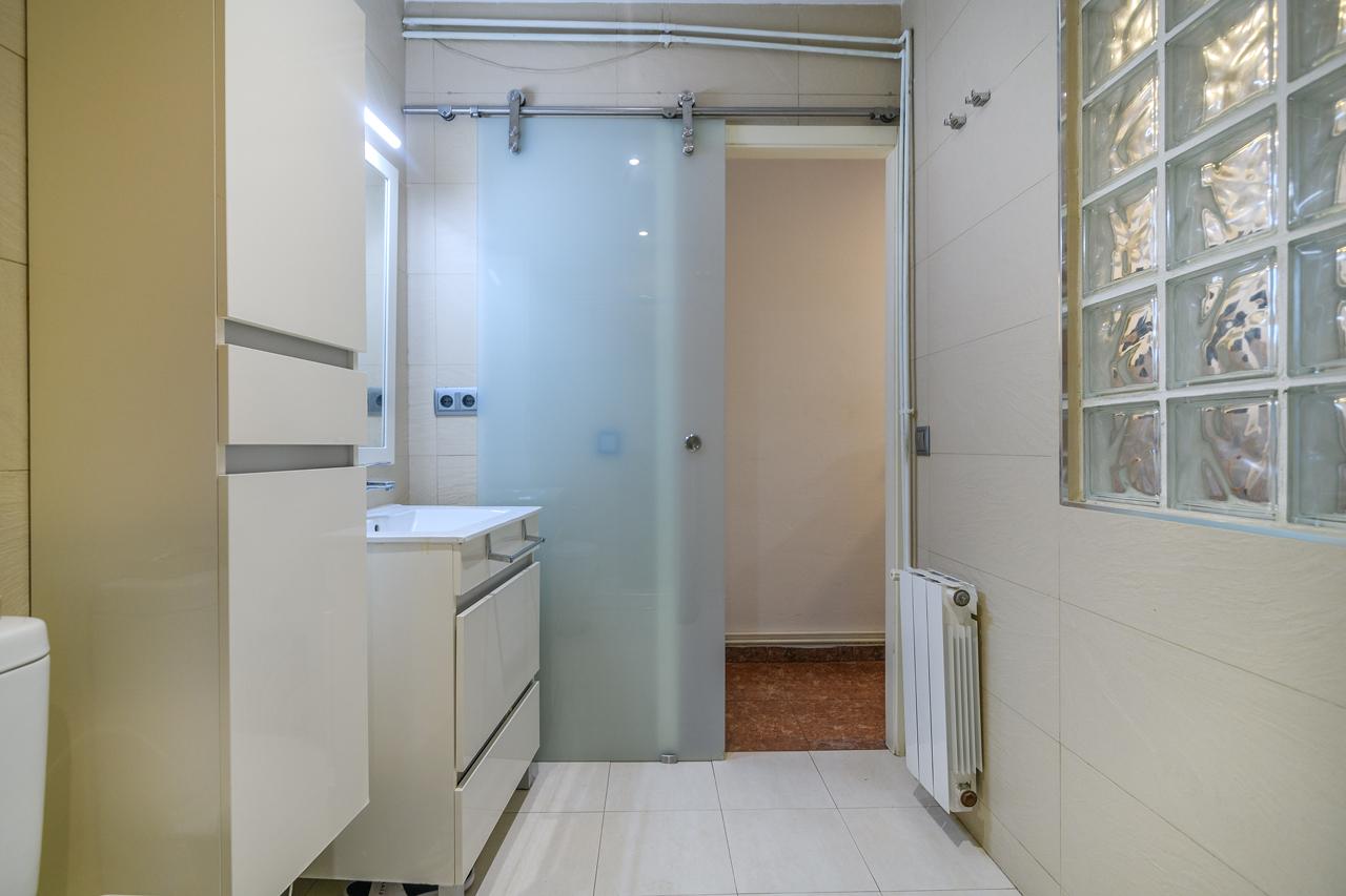 Piso – Barcelona 83.00 m2 photo22