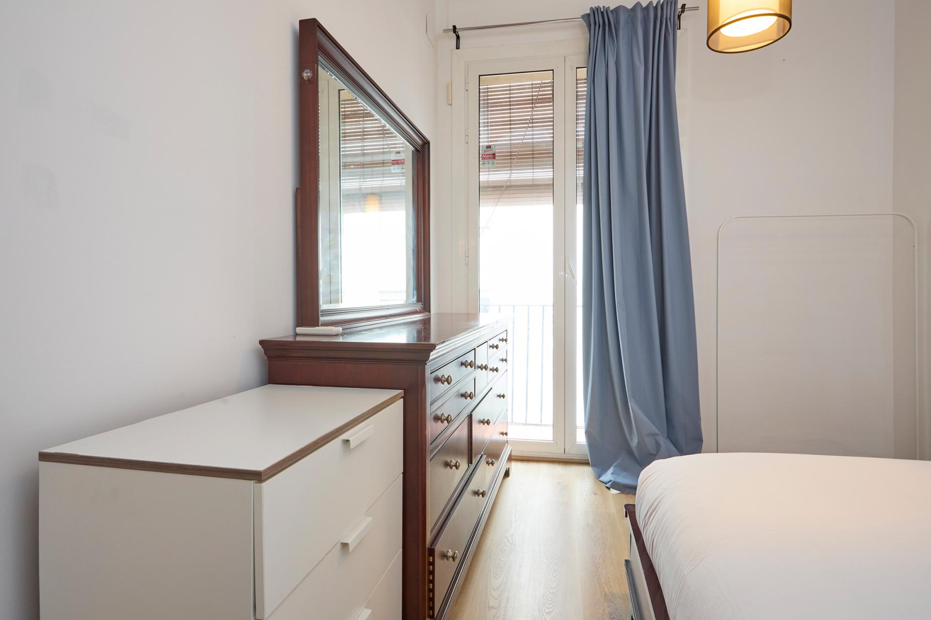 Piso – Barcelona 48.00 m2 photo11