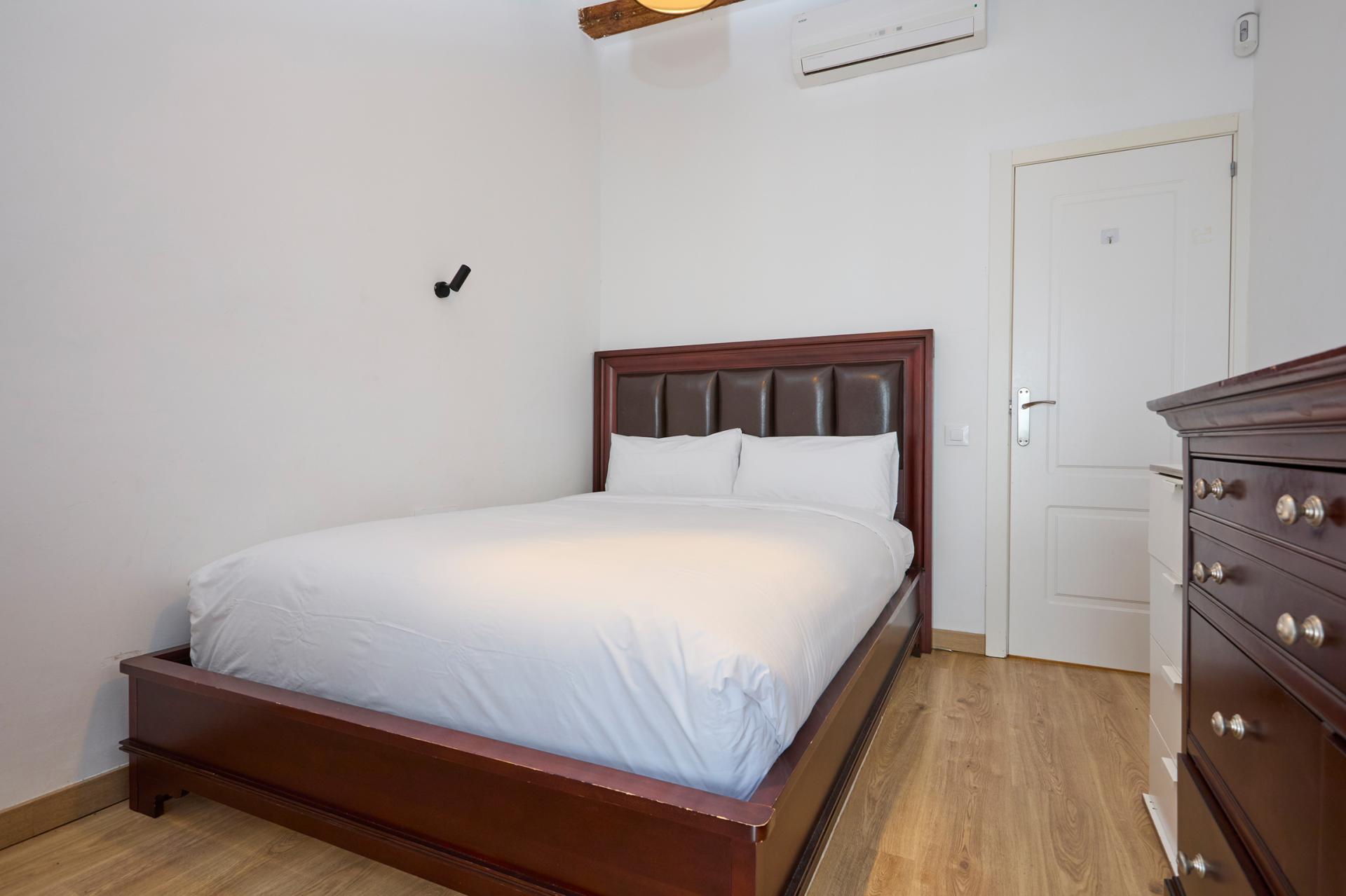Piso – Barcelona 48.00 m2 photo12