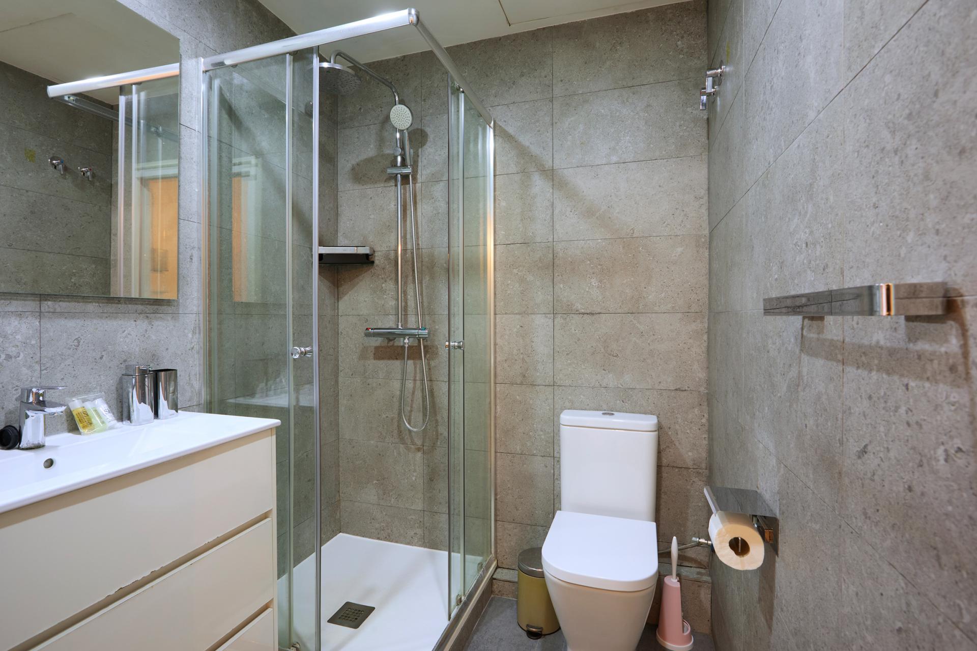 Piso – Barcelona 48.00 m2 photo9