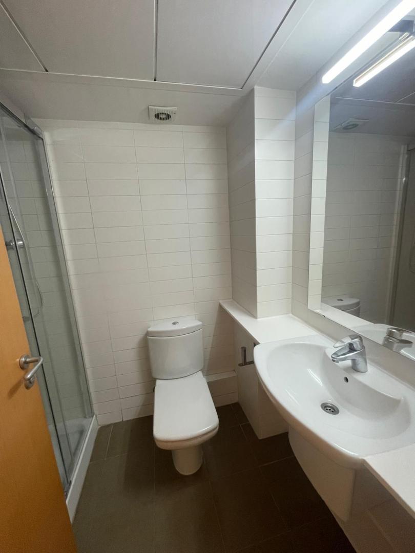 Piso – Barcelona 80.00 m2 photo11