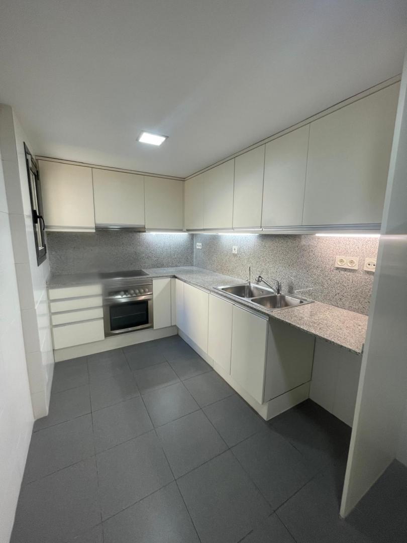 Piso – Barcelona 80.00 m2 photo15